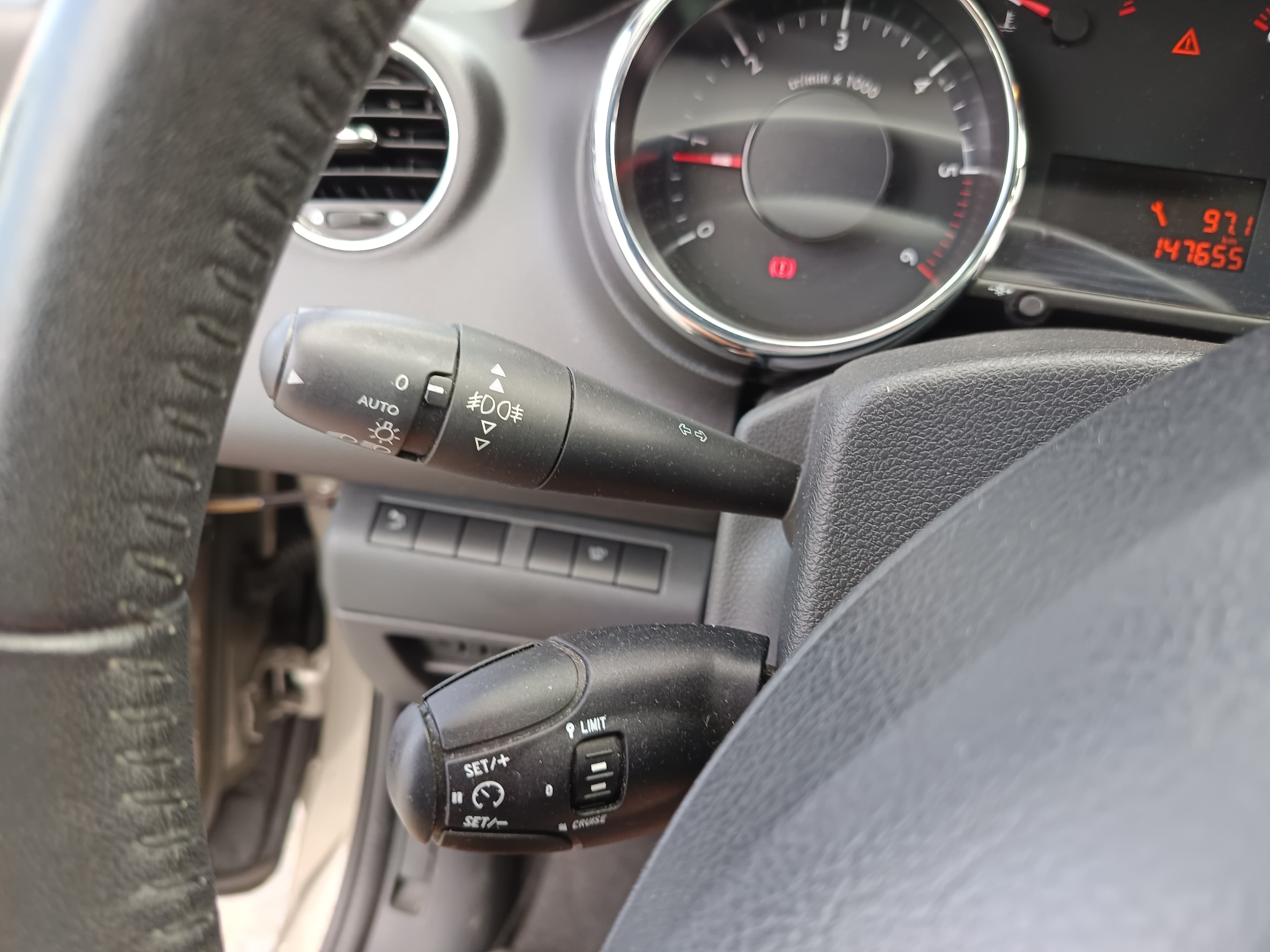 Peugeot 3008 · Ano 2015 — imagen 43