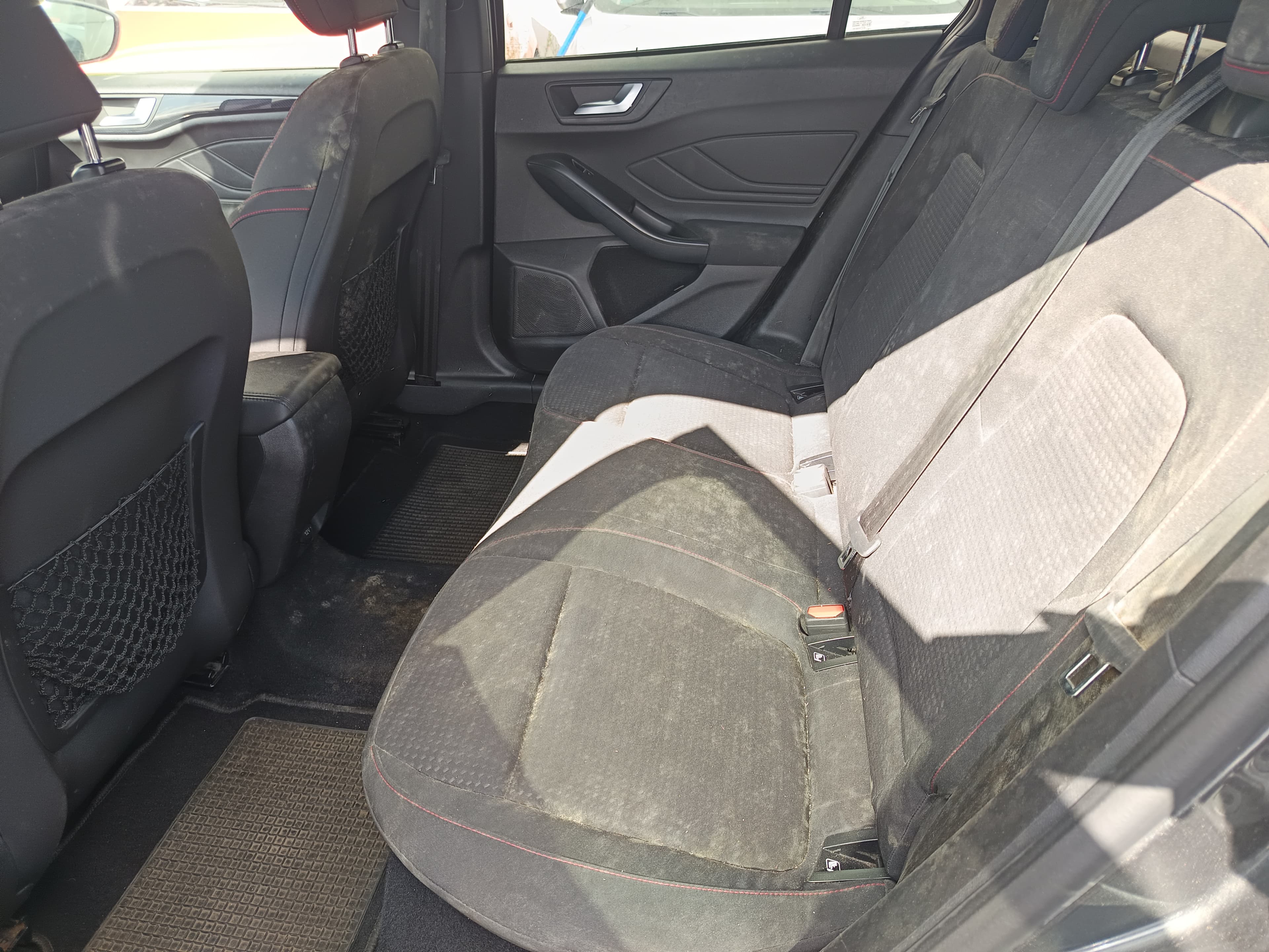 Ford Focus Station ST 1.5 TDCI · Ano 2019 — image 40
