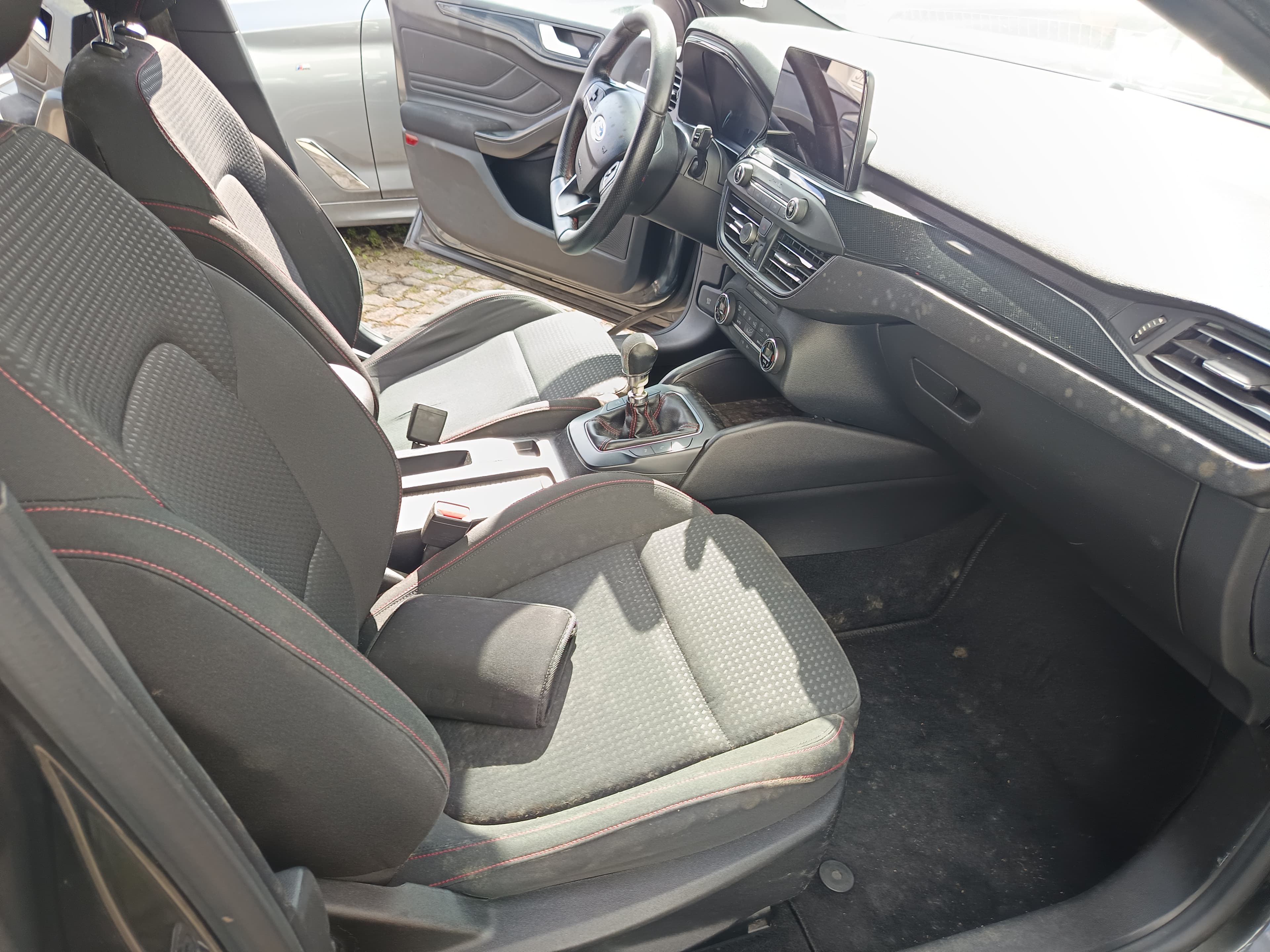 Ford Focus Station ST 1.5 TDCI · Ano 2019 — image 37