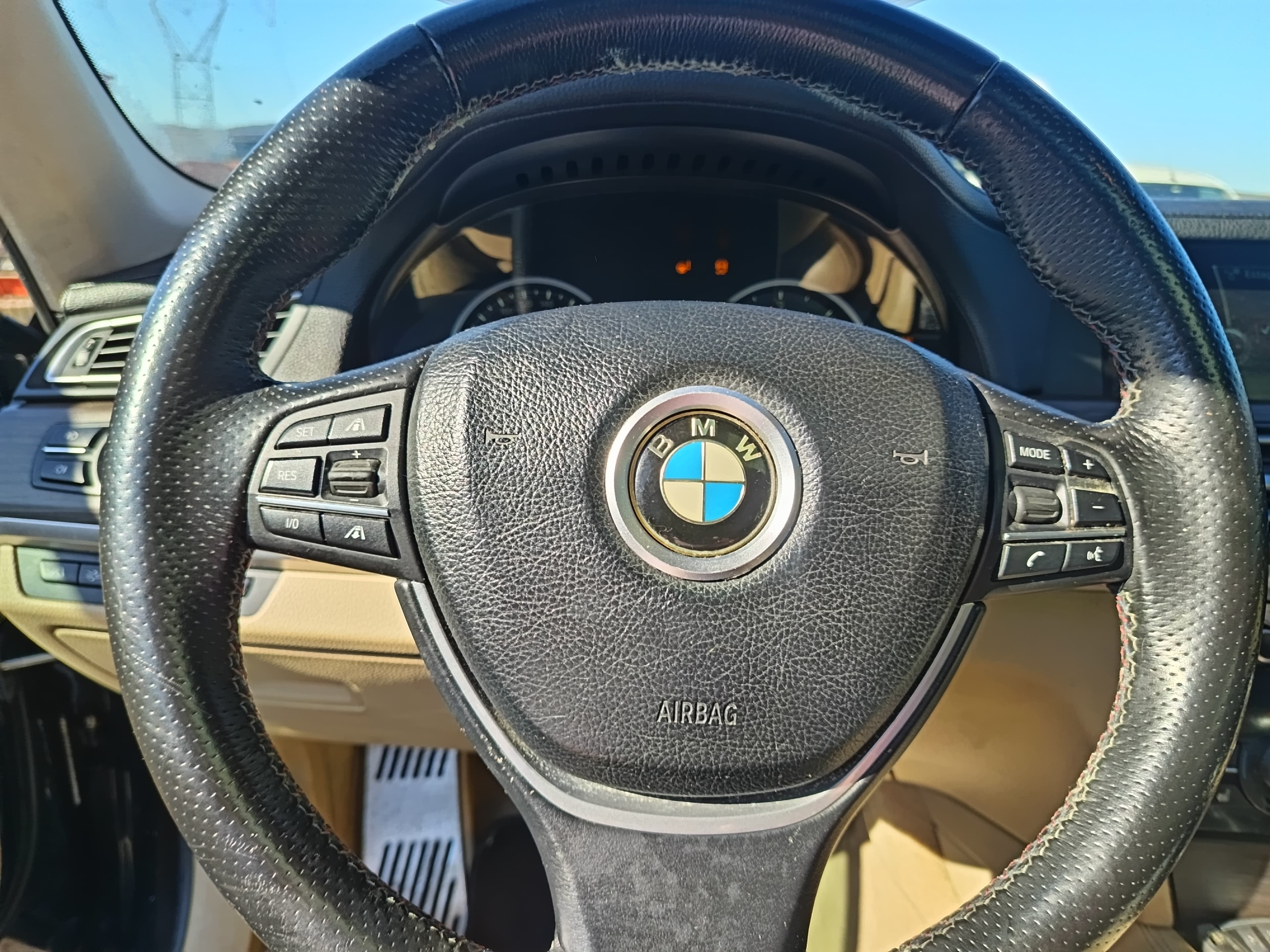 BMW 740 d · Ano 2010 — imagem 59