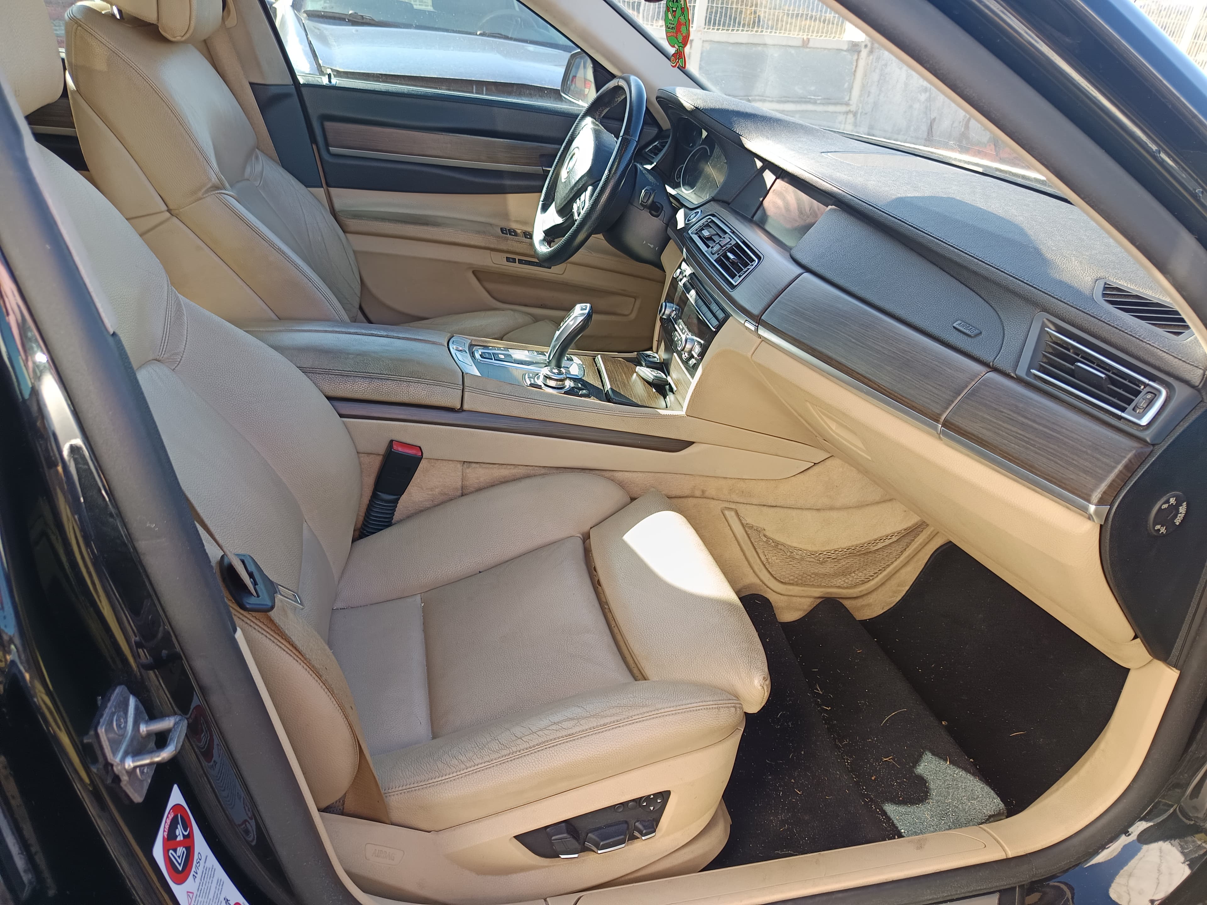 BMW 740 d · Ano 2010 — imagen 29