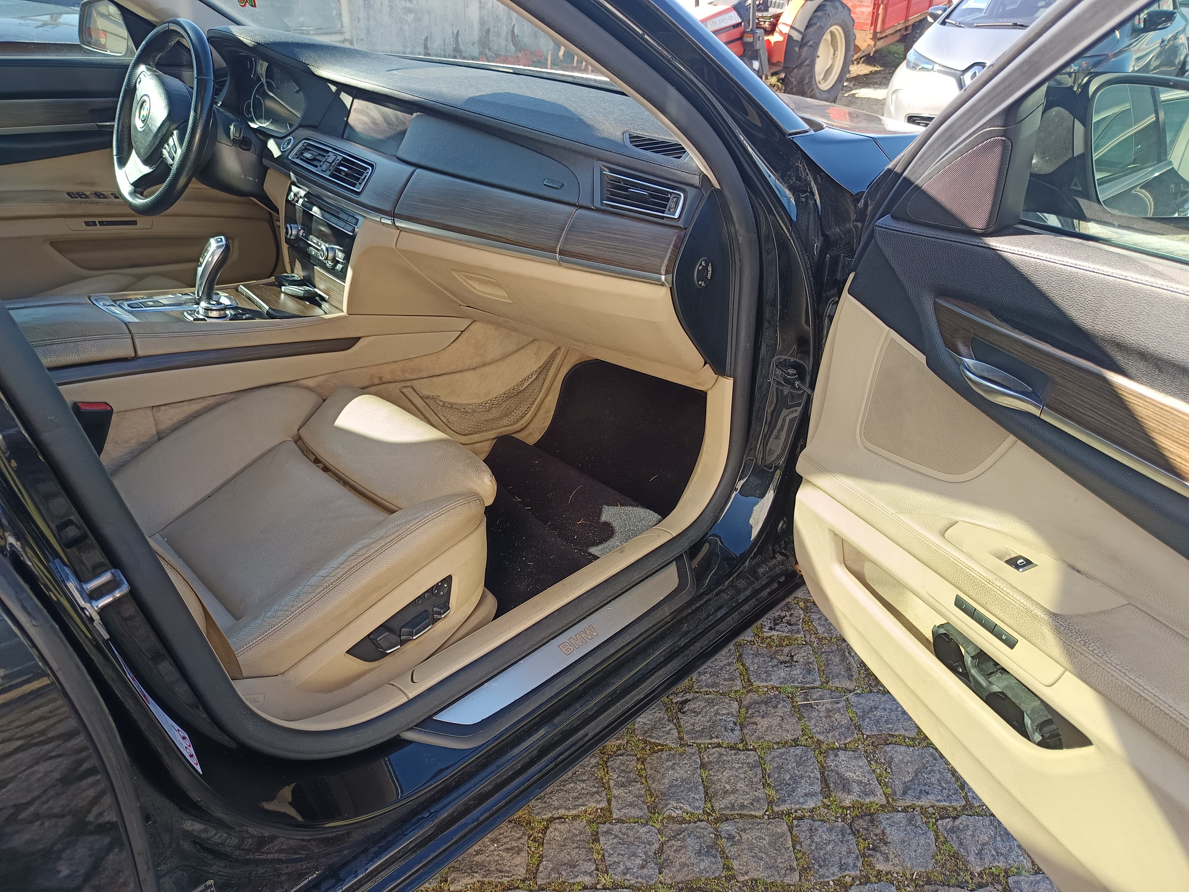 BMW 740 d · Ano 2010 — imagen 27