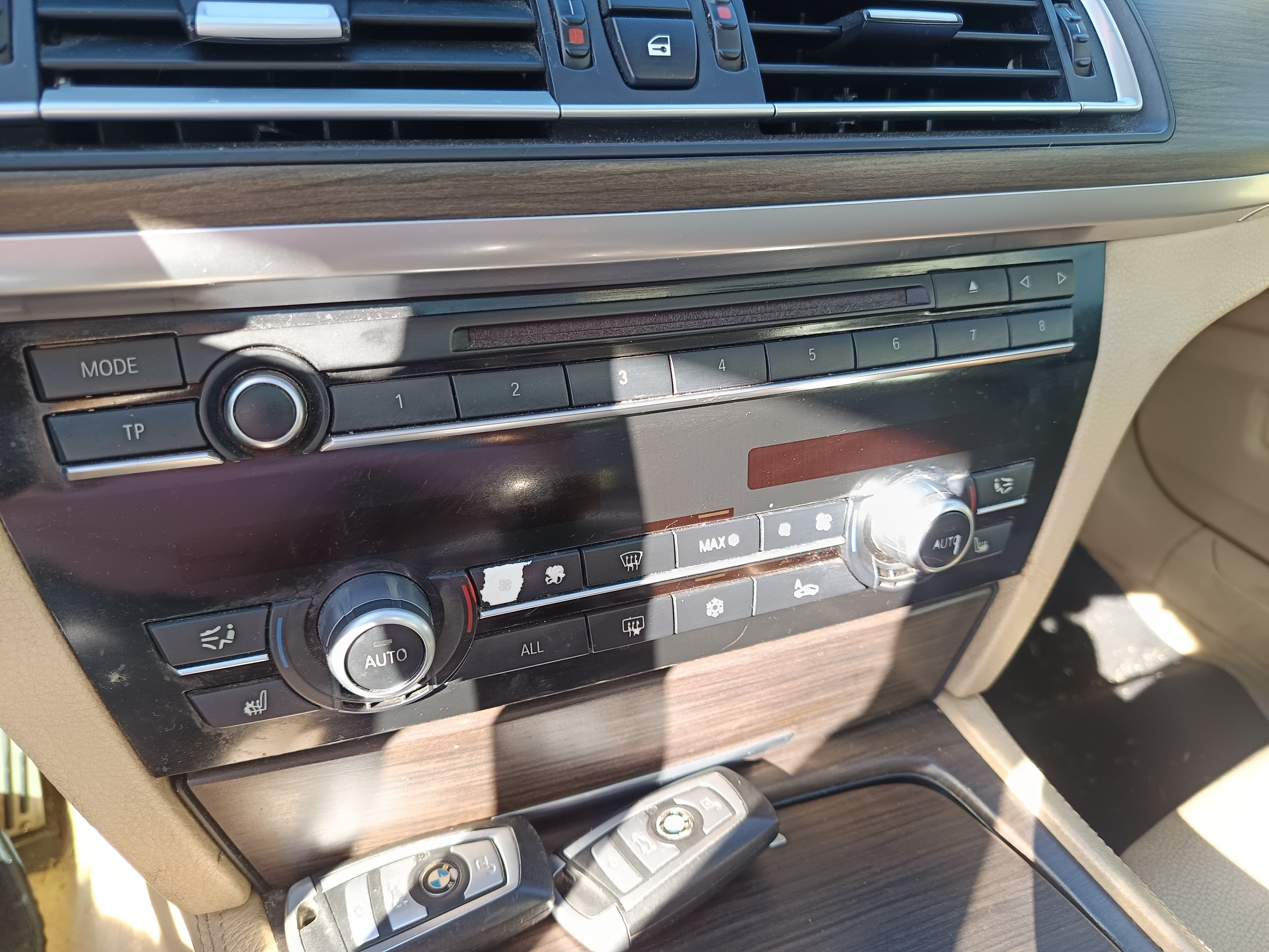 BMW 740 d · Ano 2010 — imagen 50
