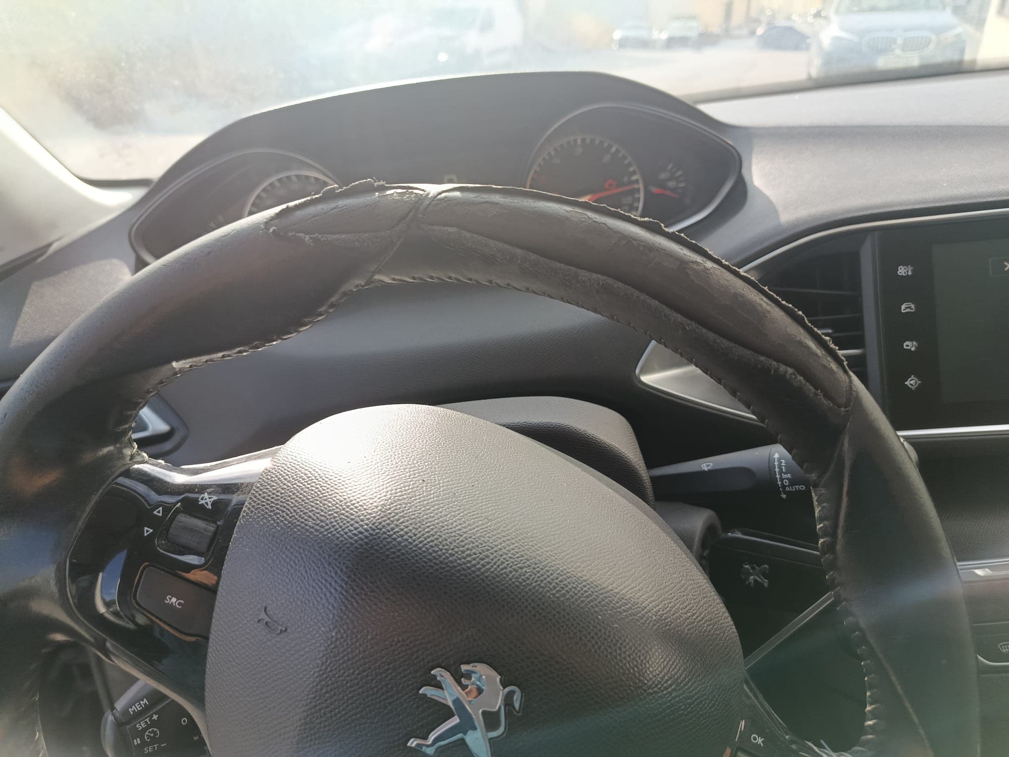 Peugeot 308 SW · Ano 2016 — image 16
