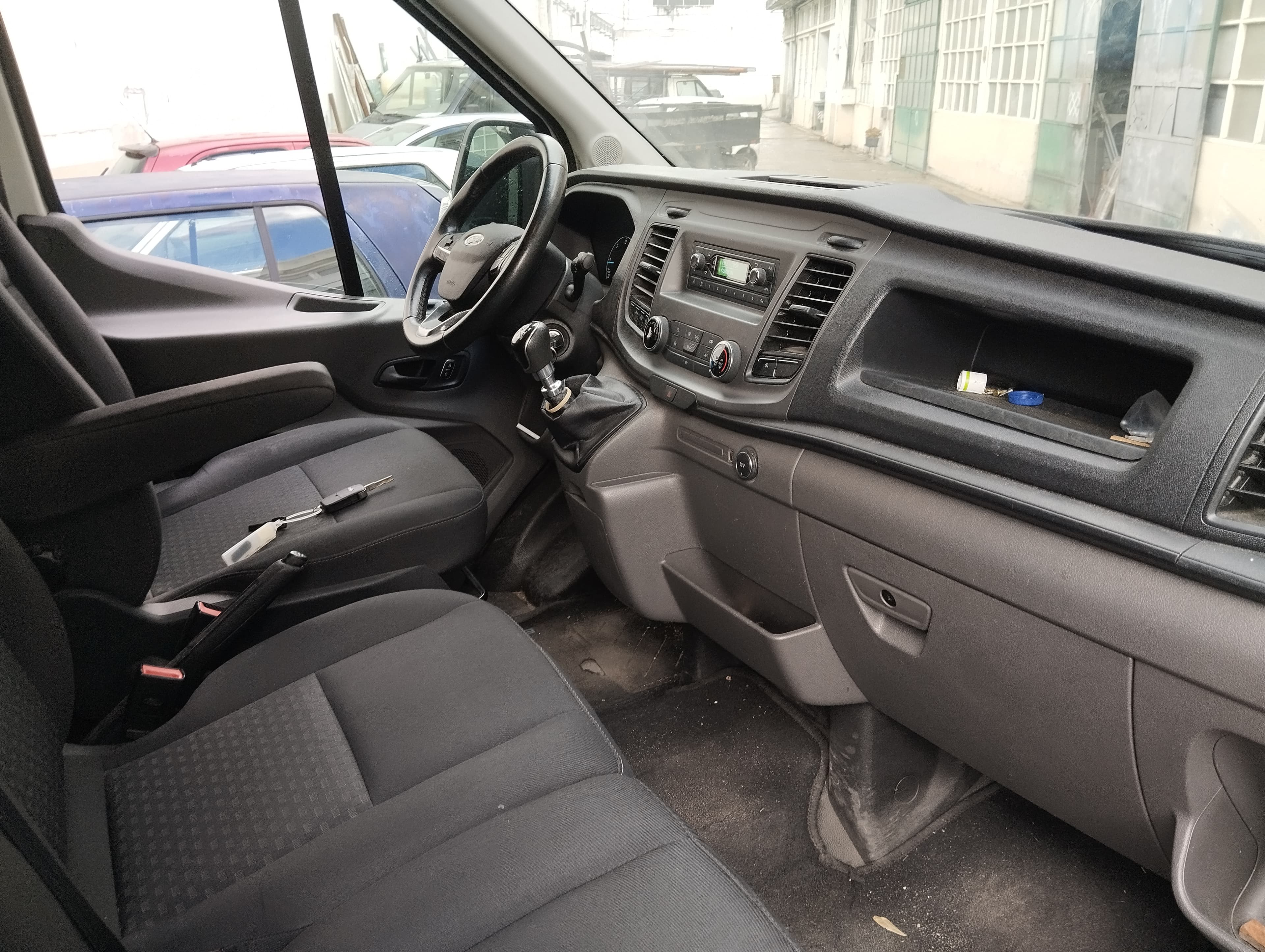 Ford Transit 2.0 · Ano 2020 — imagem 5