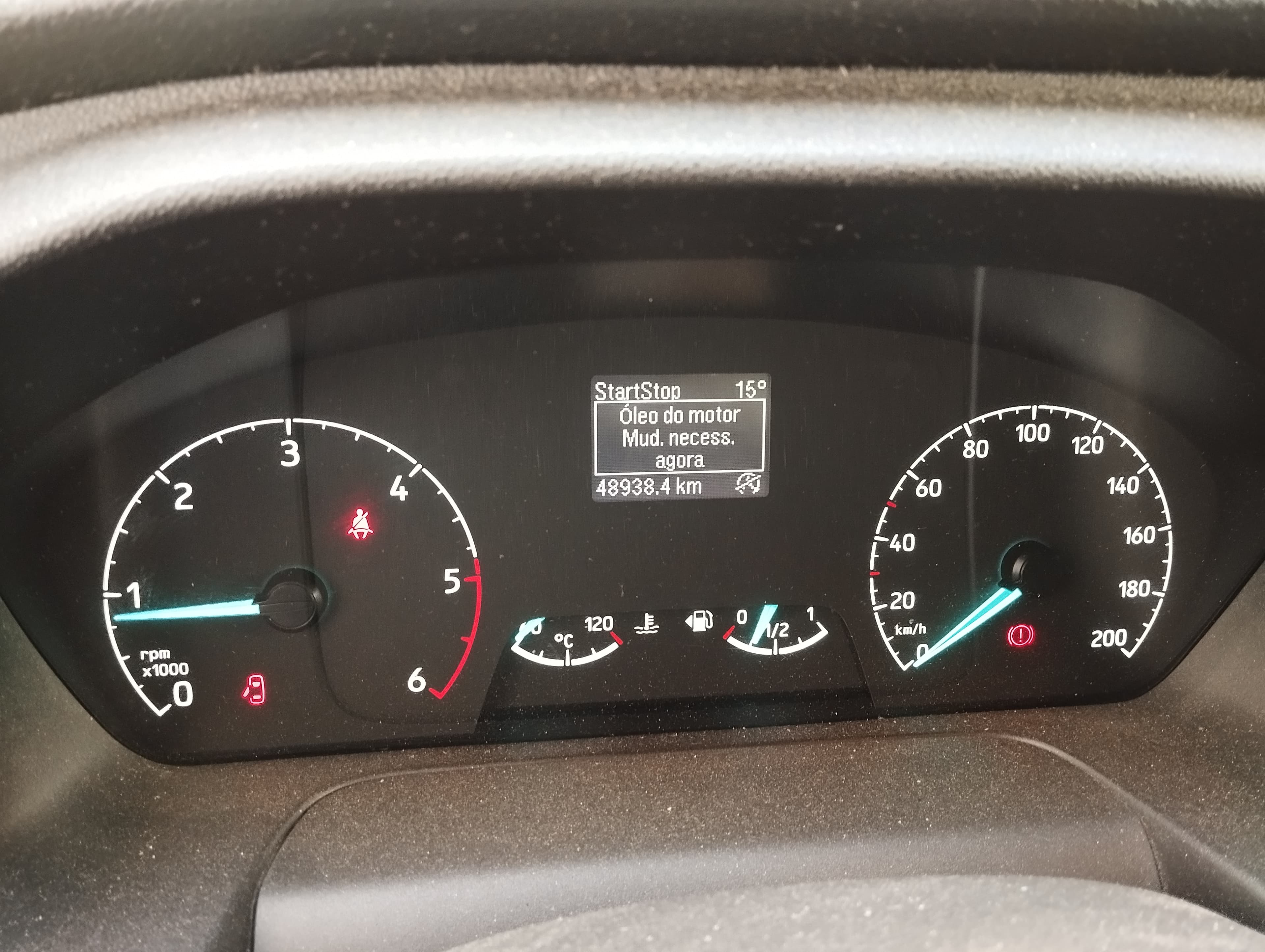 Ford Transit 2.0 · Ano 2020 — imagem 7