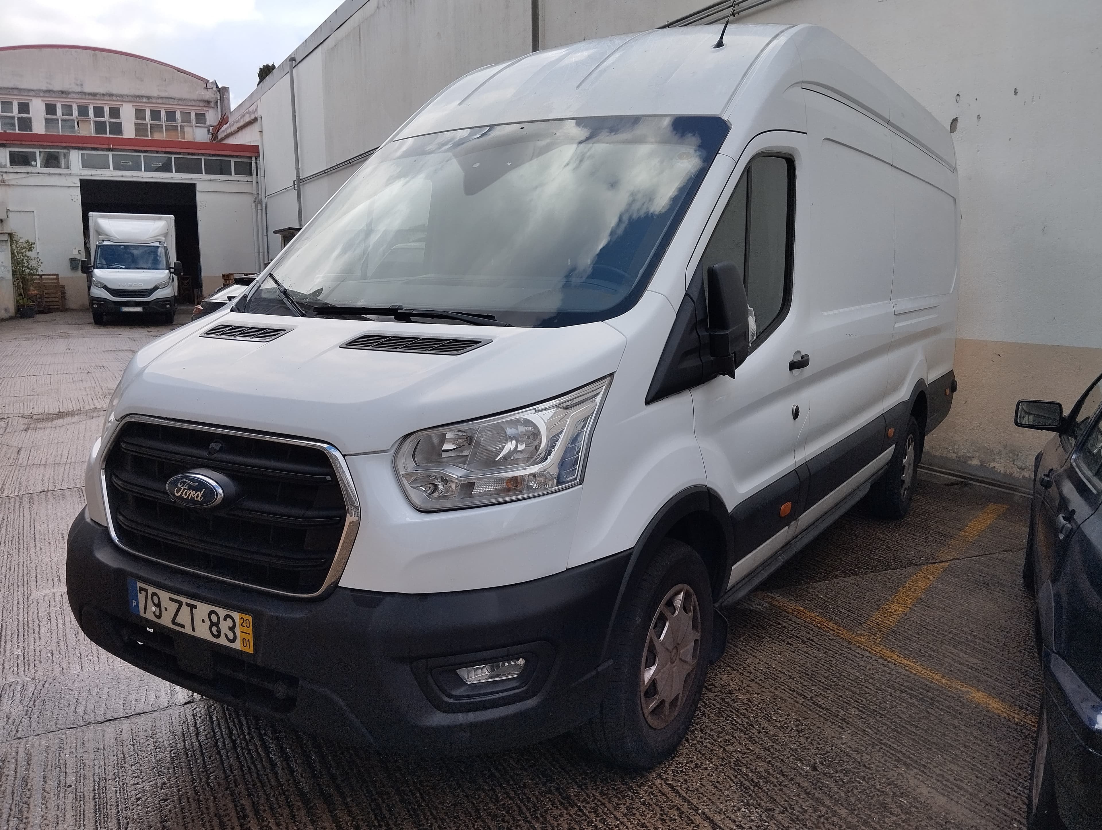 Ford Transit 2.0 · Ano 2020 — imagem 1