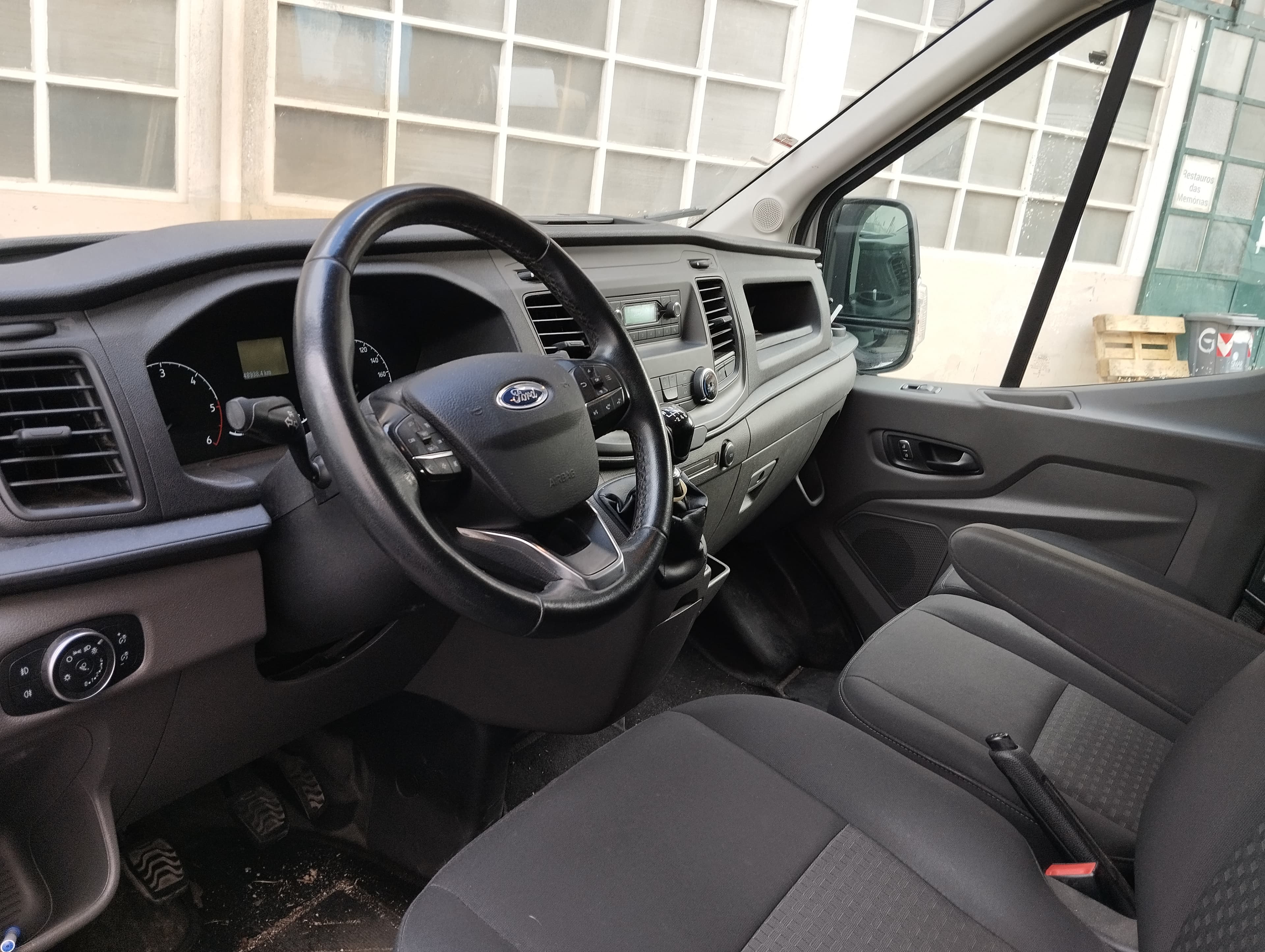 Ford Transit 2.0 · Ano 2020 — imagem 6