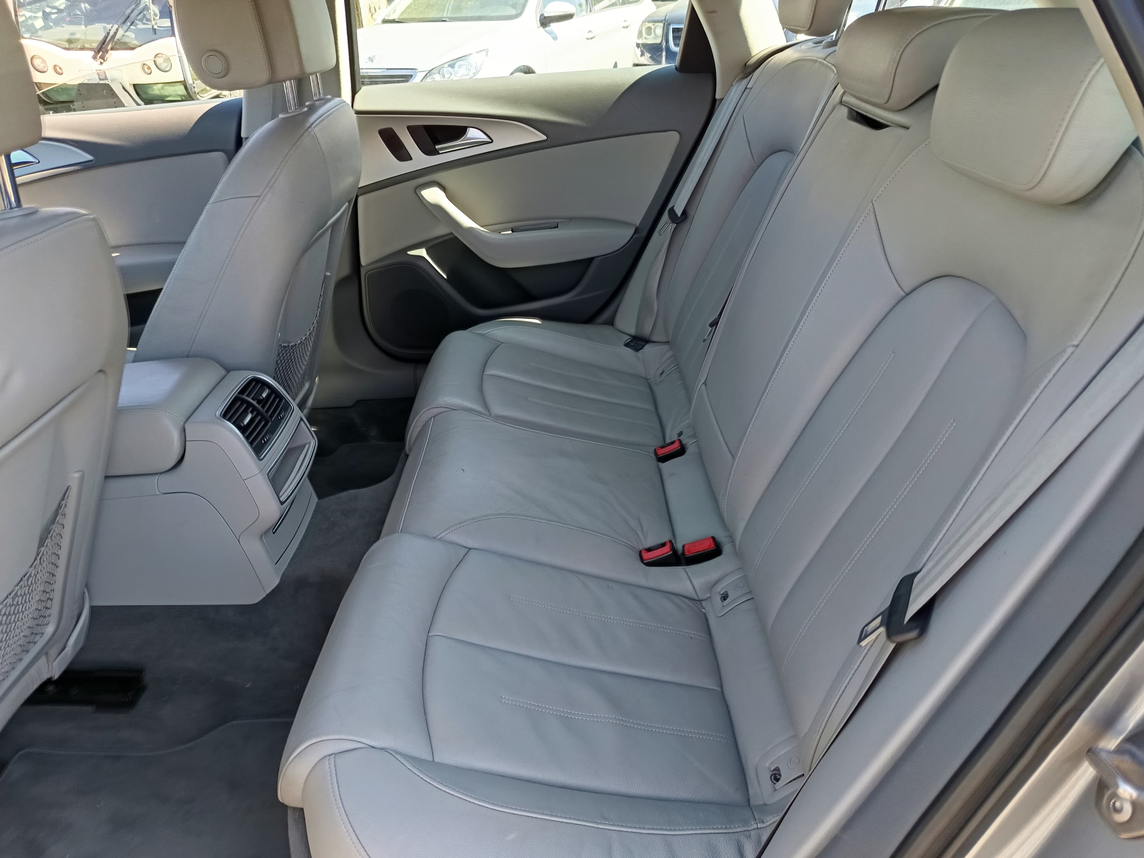 Audi A6 2.0 TDI · Ano 2011 — image 29