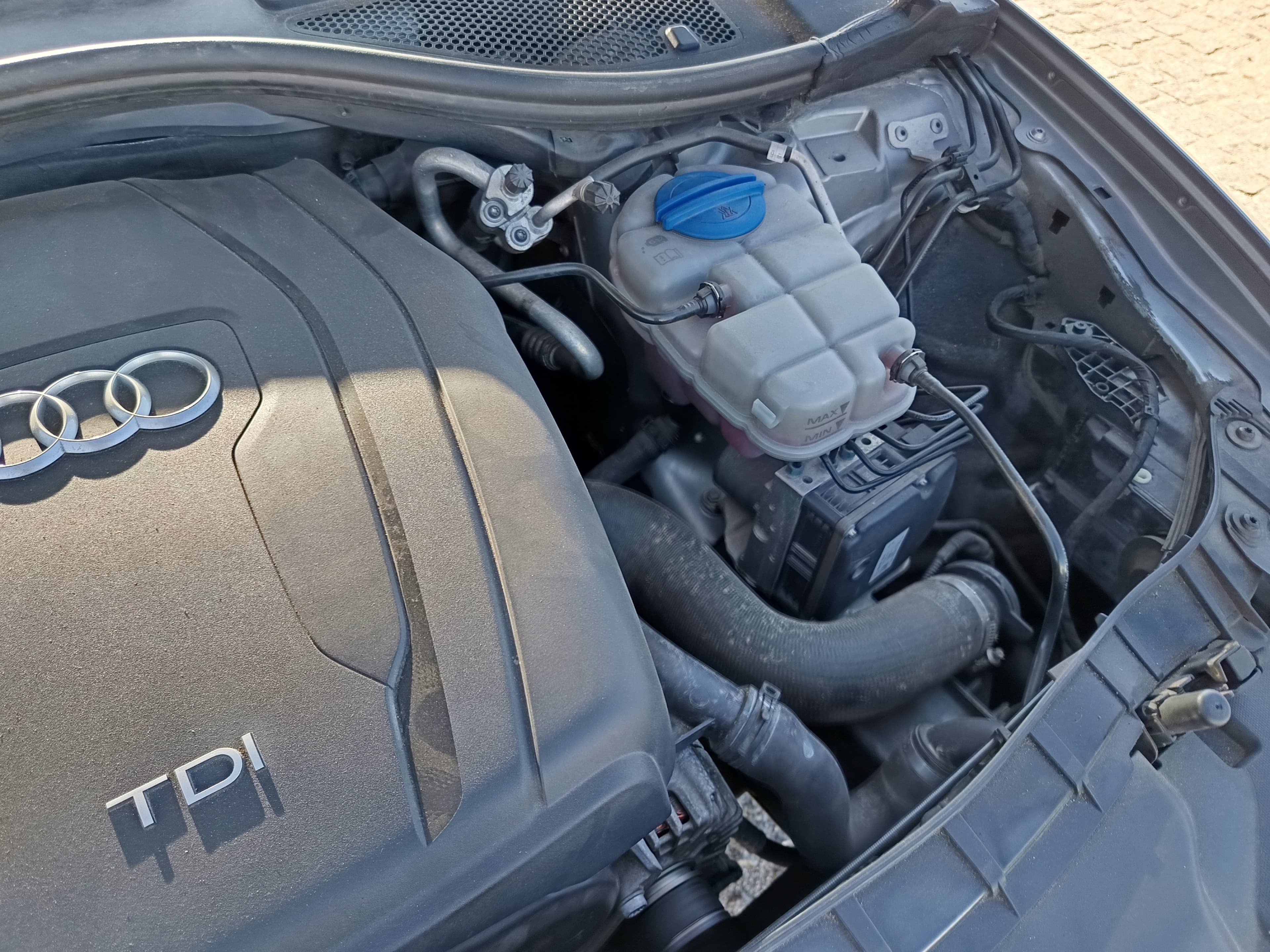 Audi A6 2.0 TDI · Ano 2011 — image 18
