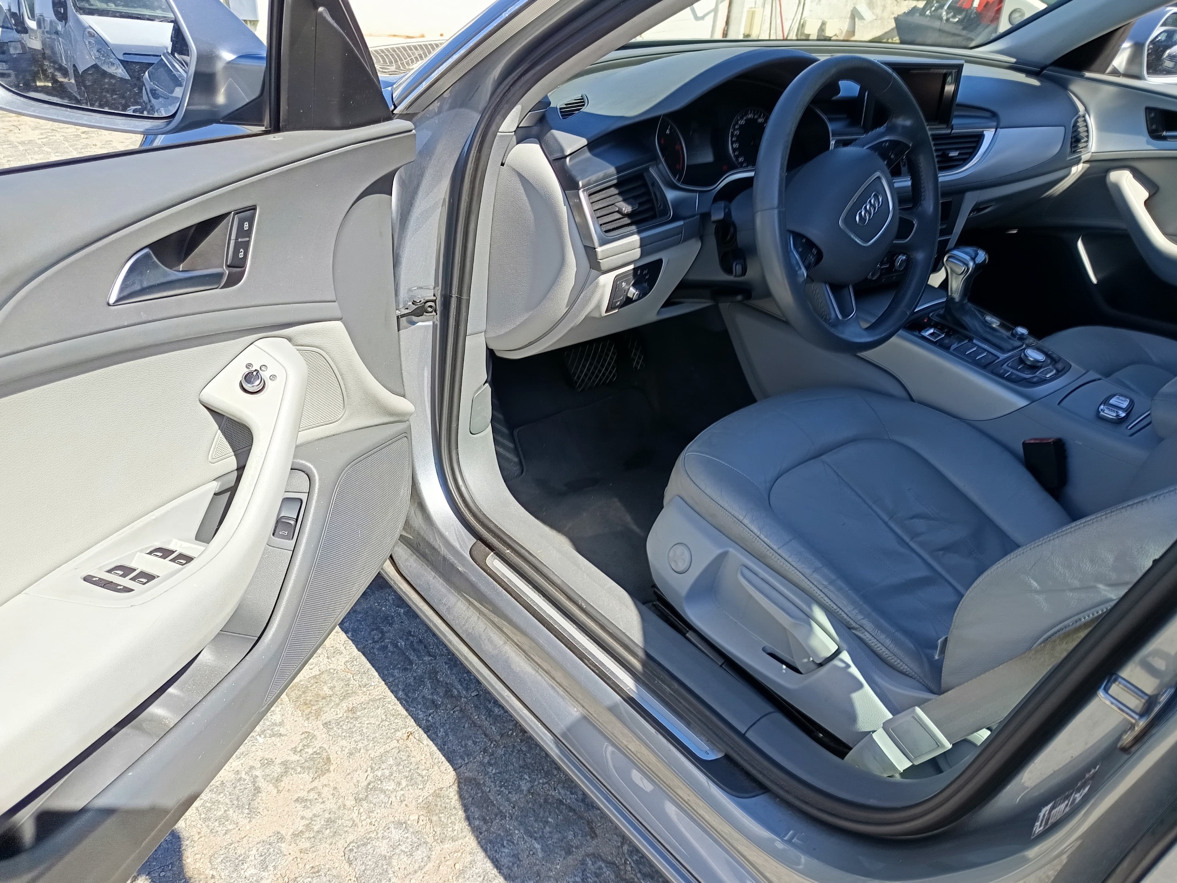 Audi A6 2.0 TDI · Ano 2011 — image 30