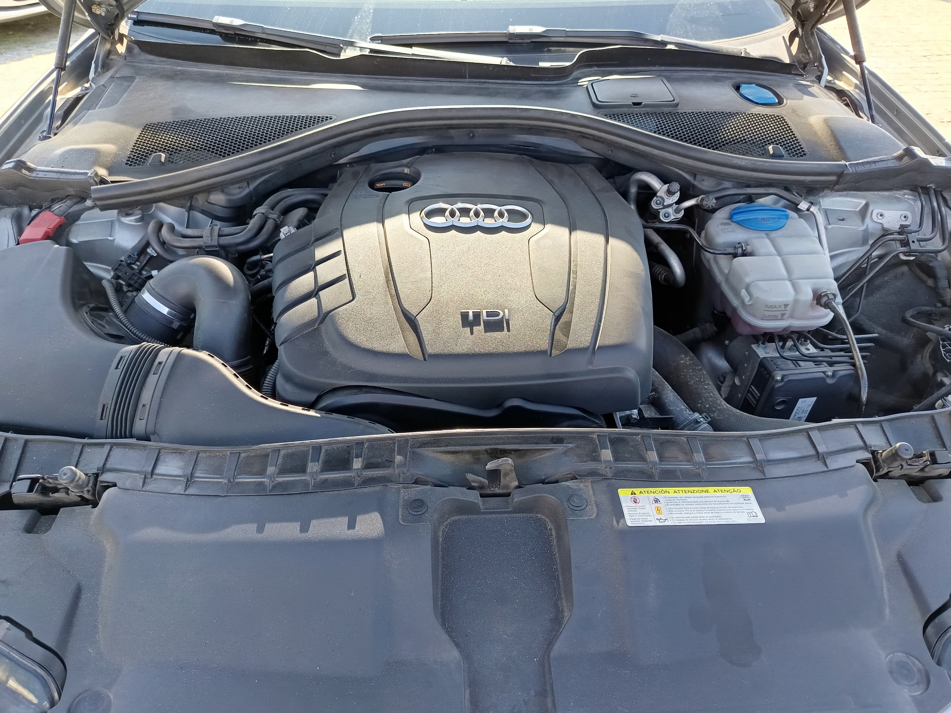 Audi A6 2.0 TDI · Ano 2011 — image 16