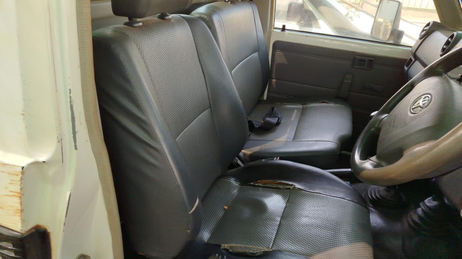 Toyota Land Cruiser 3,18m - 2015 — imagem 16