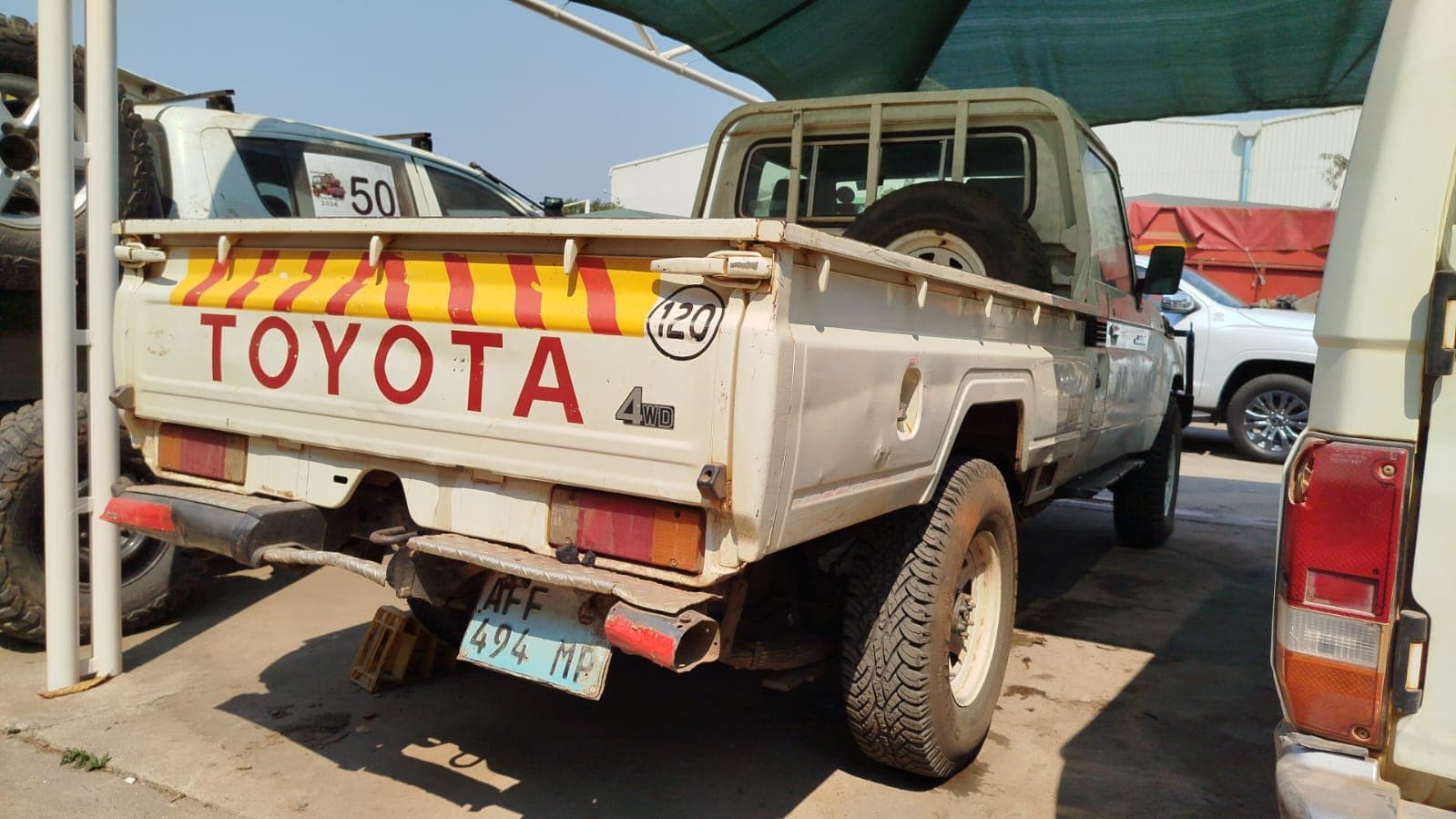 Toyota Land Cruiser 3,18m - 2015 — imagem 7