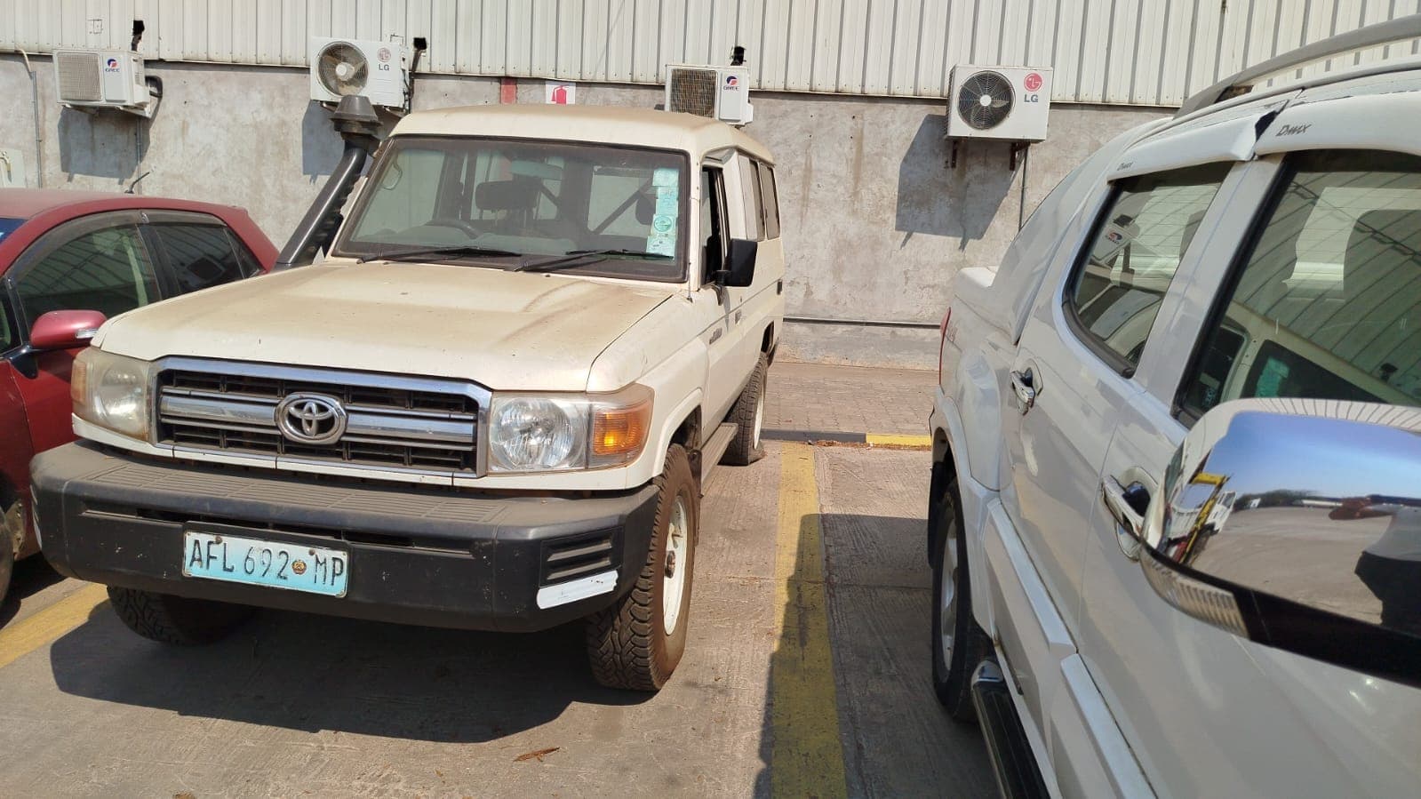 Toyota Land Cruiser 2,98m - 2015 — imagem 3