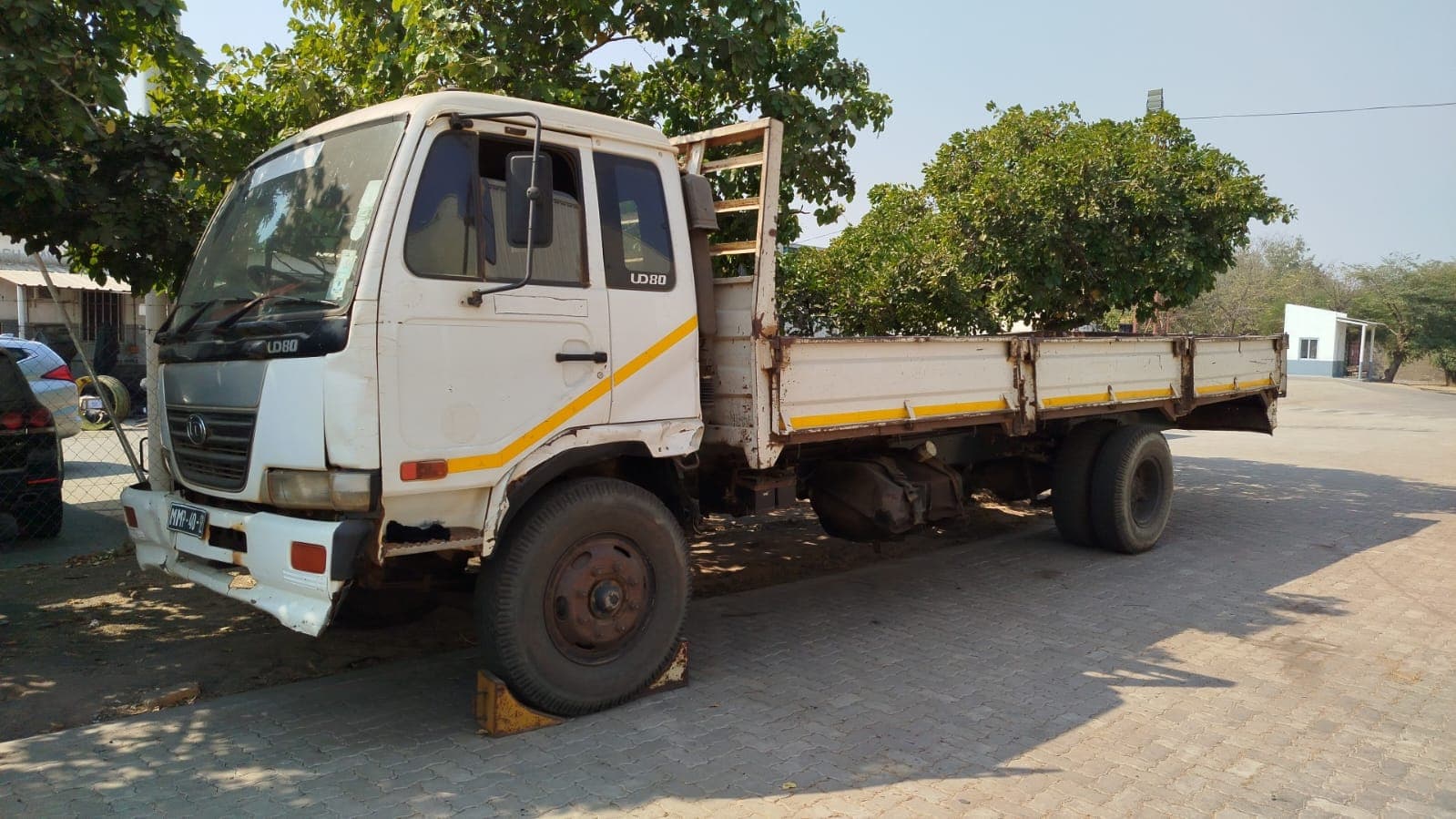 Nissan UD80 5,30m - 2003 — imagem 3