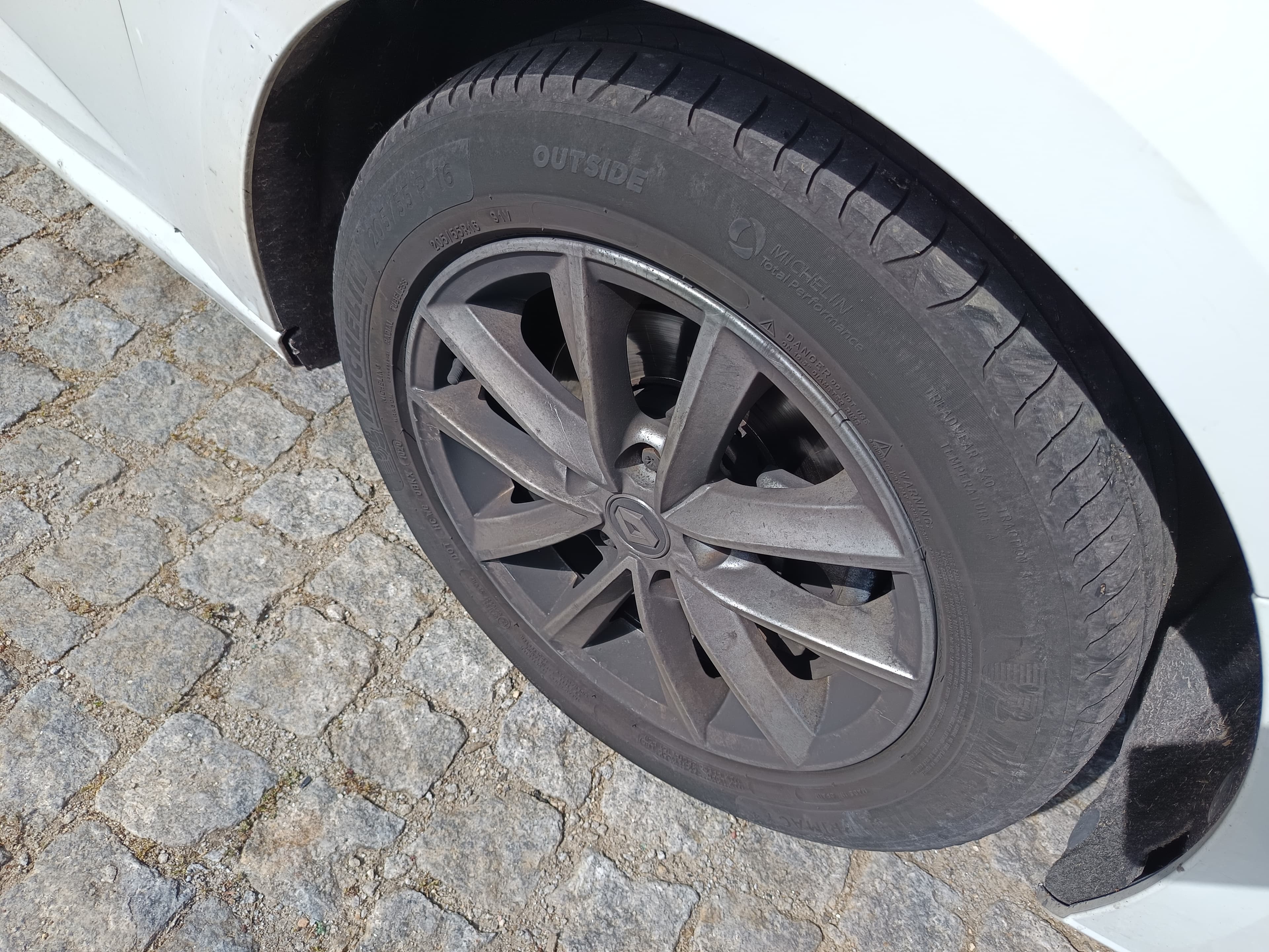 Renault Mégane · Ano 2019 — imagem 8