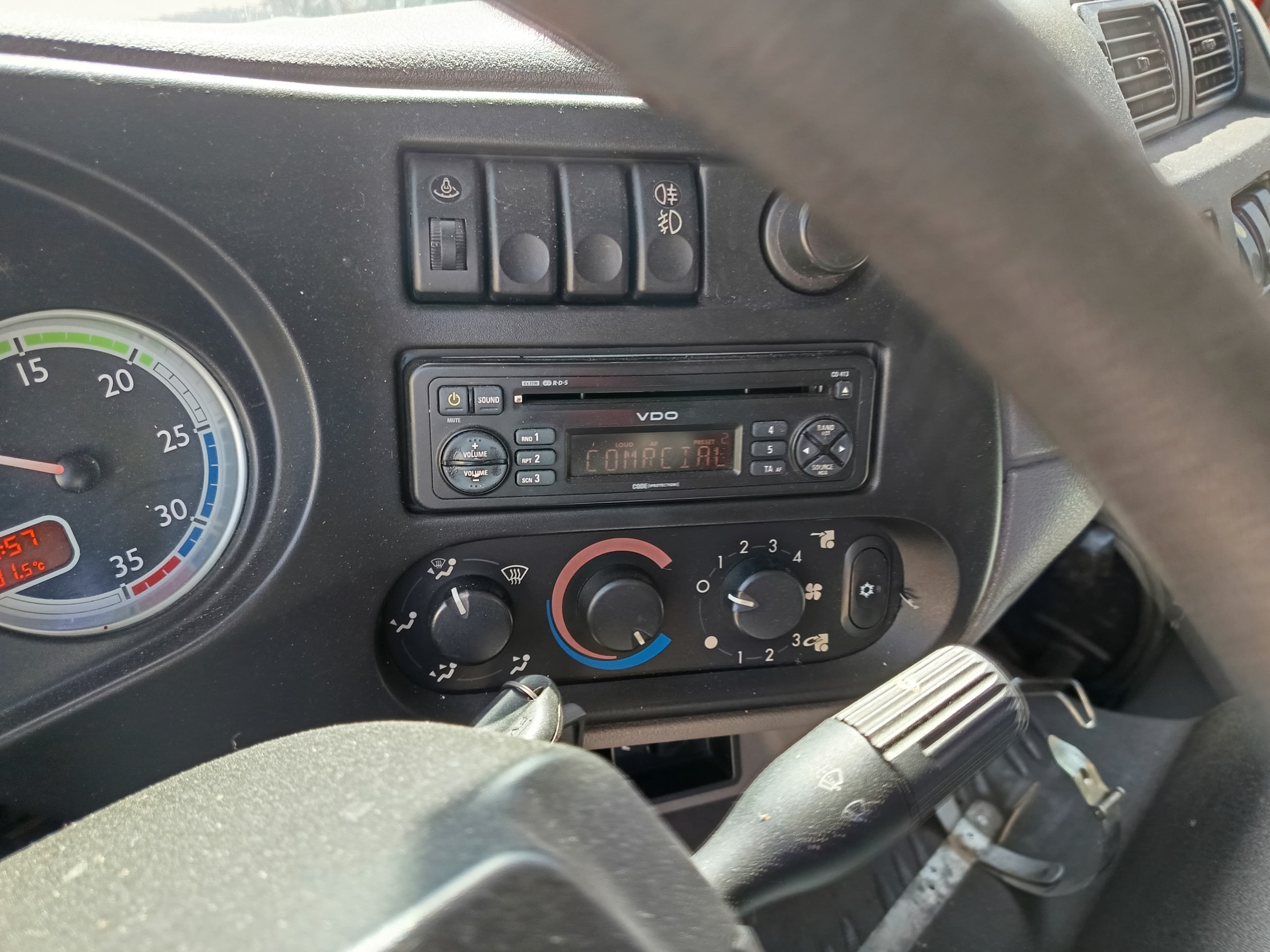 DAF LF 45.180 · Ano 2007 — image 25
