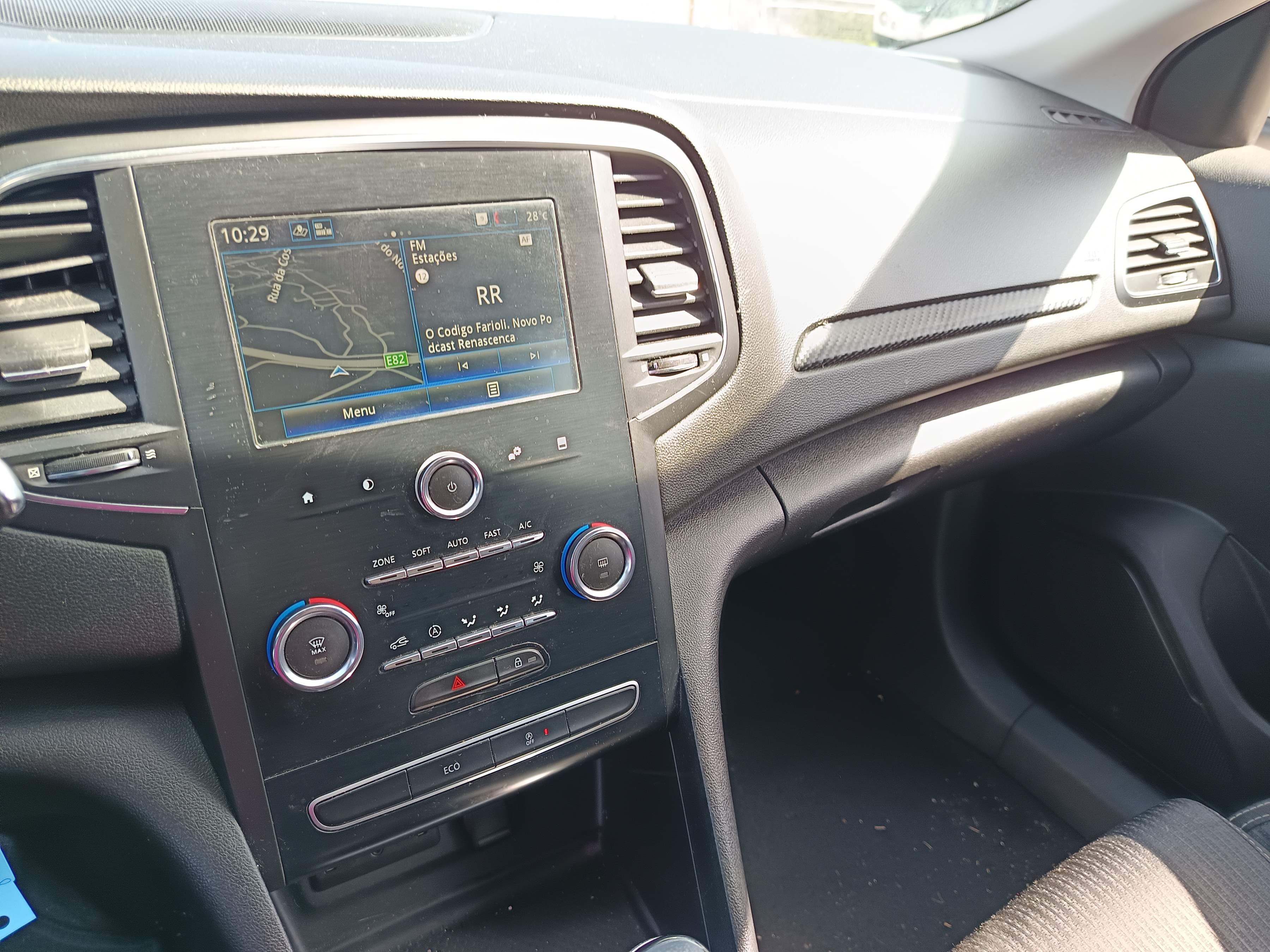 Renault Mégane · Année 2019 — image 41