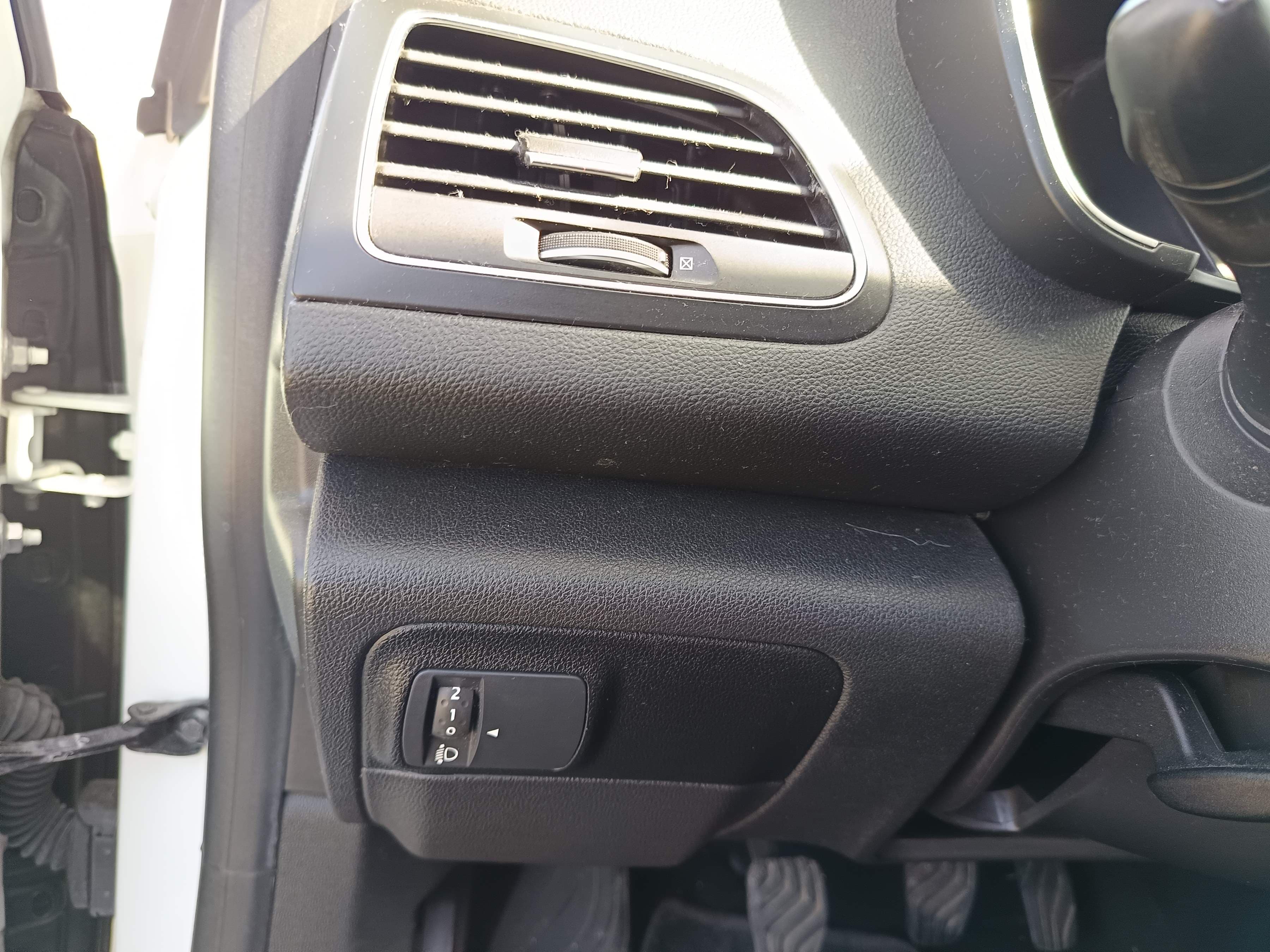 Renault Mégane · Année 2019 — image 49