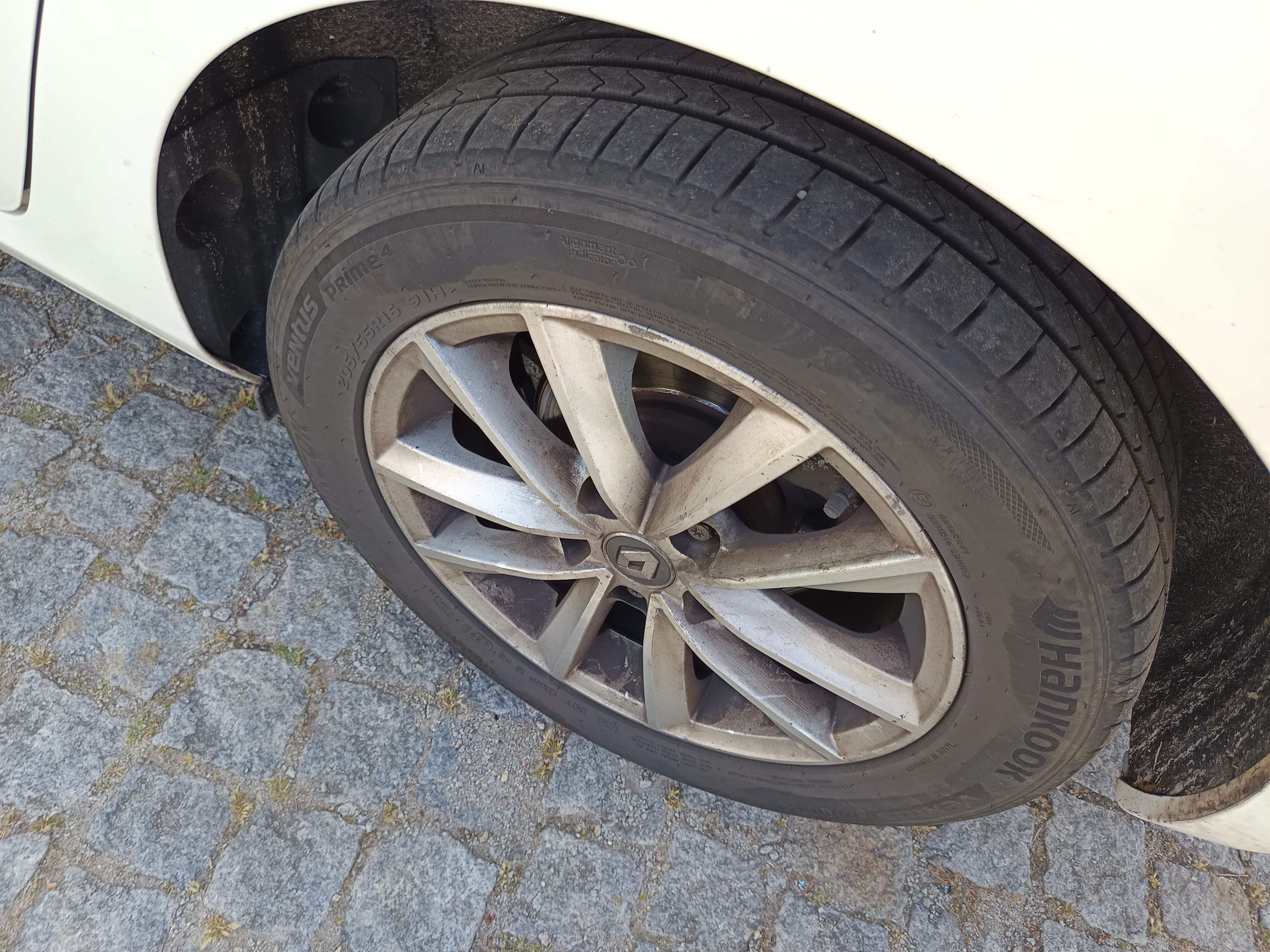 Renault Mégane · Année 2019 — image 13