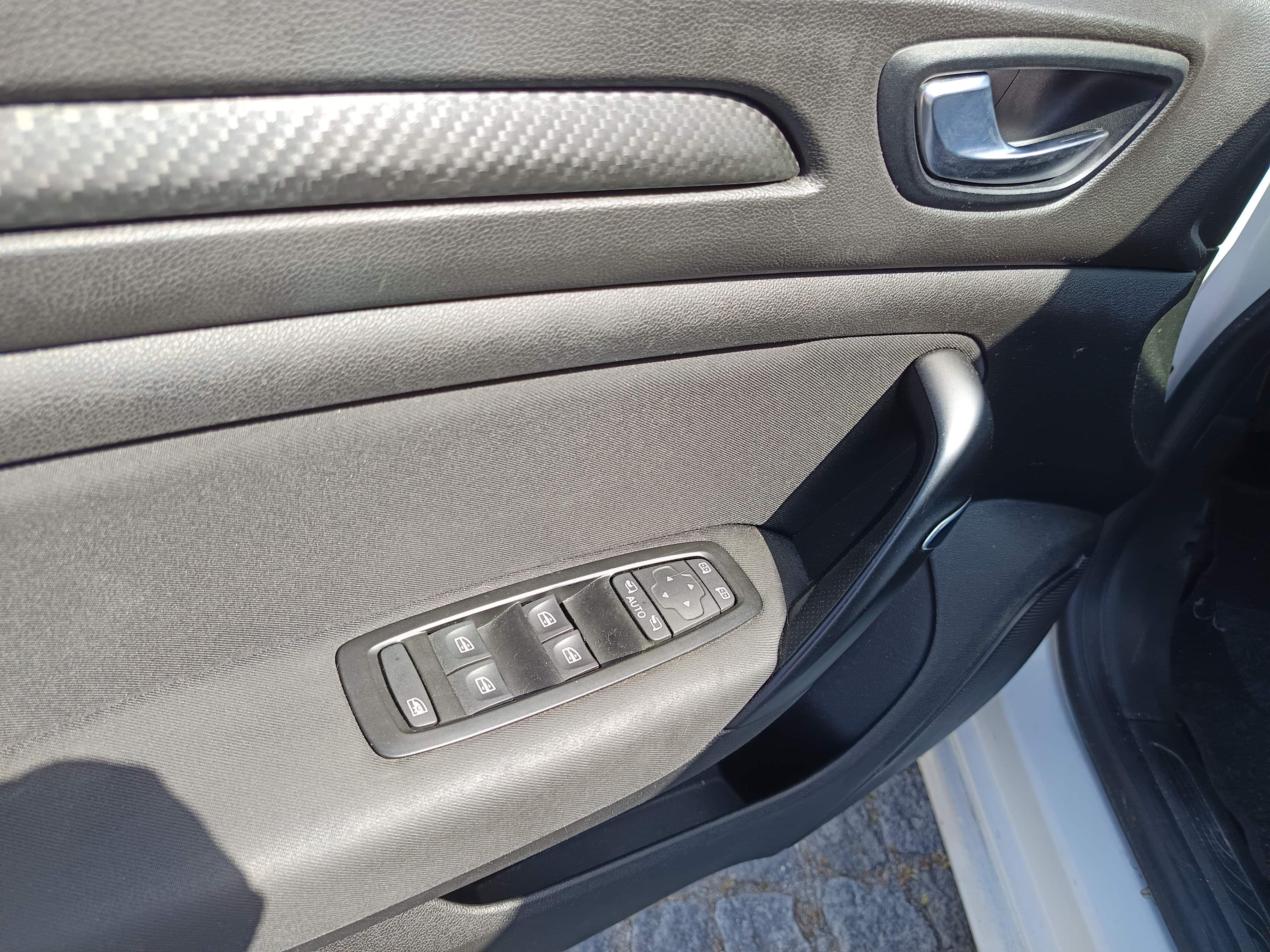 Renault Mégane · Année 2019 — image 37