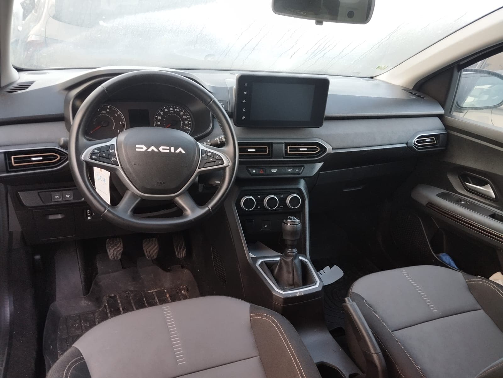 Dacia Jogger · Ano 2024 — imagem 10