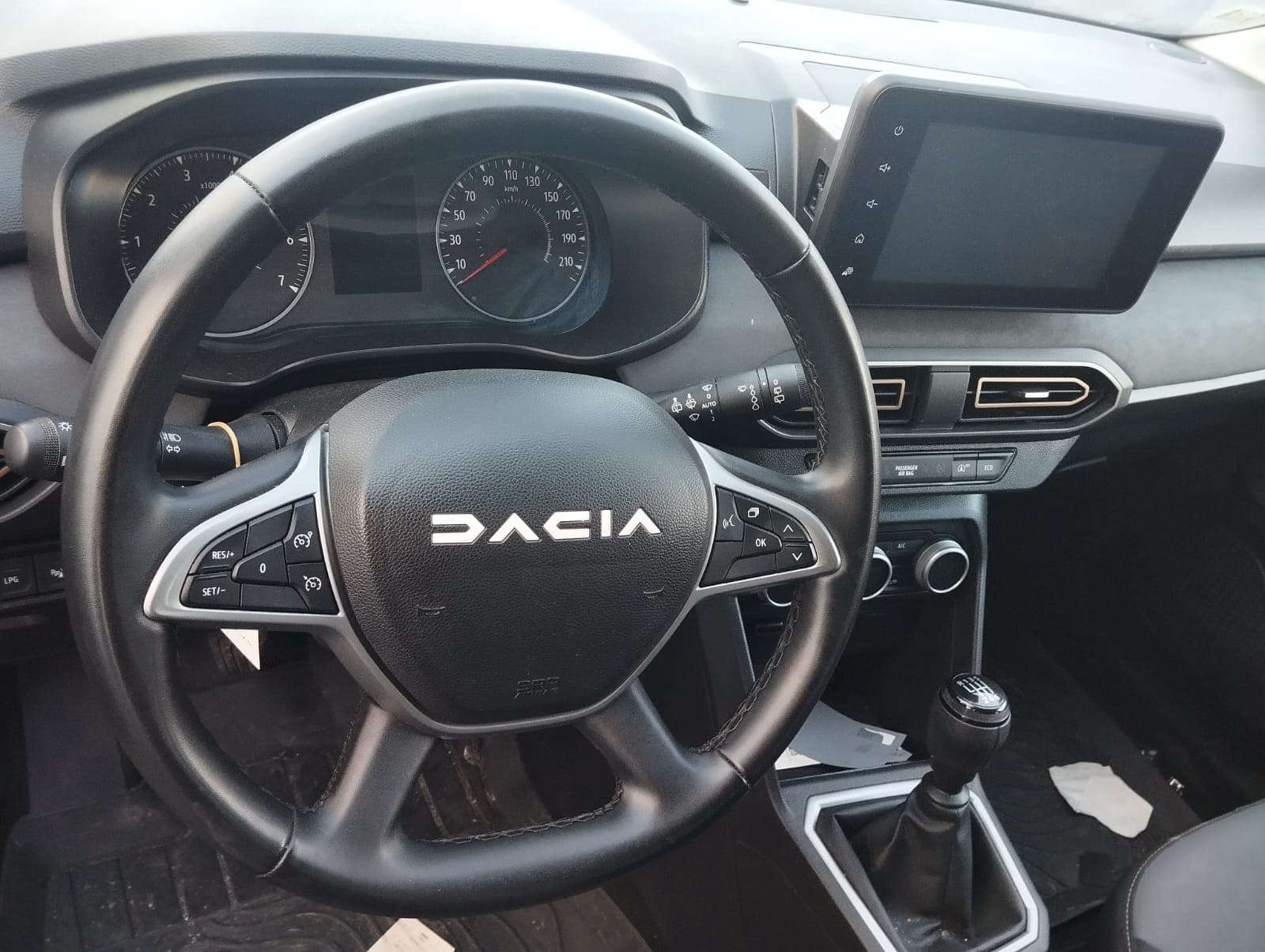 Dacia Jogger · Ano 2024 — imagem 12