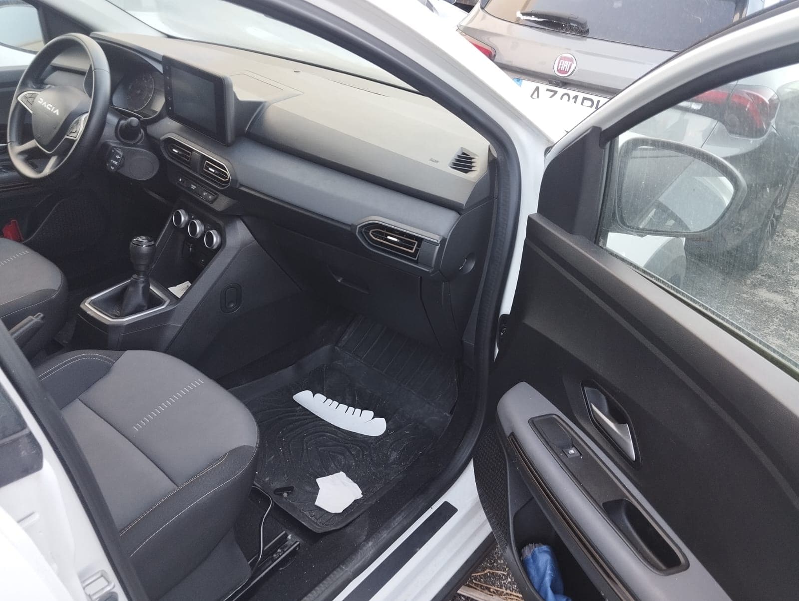 Dacia Jogger · Ano 2024 — imagem 17