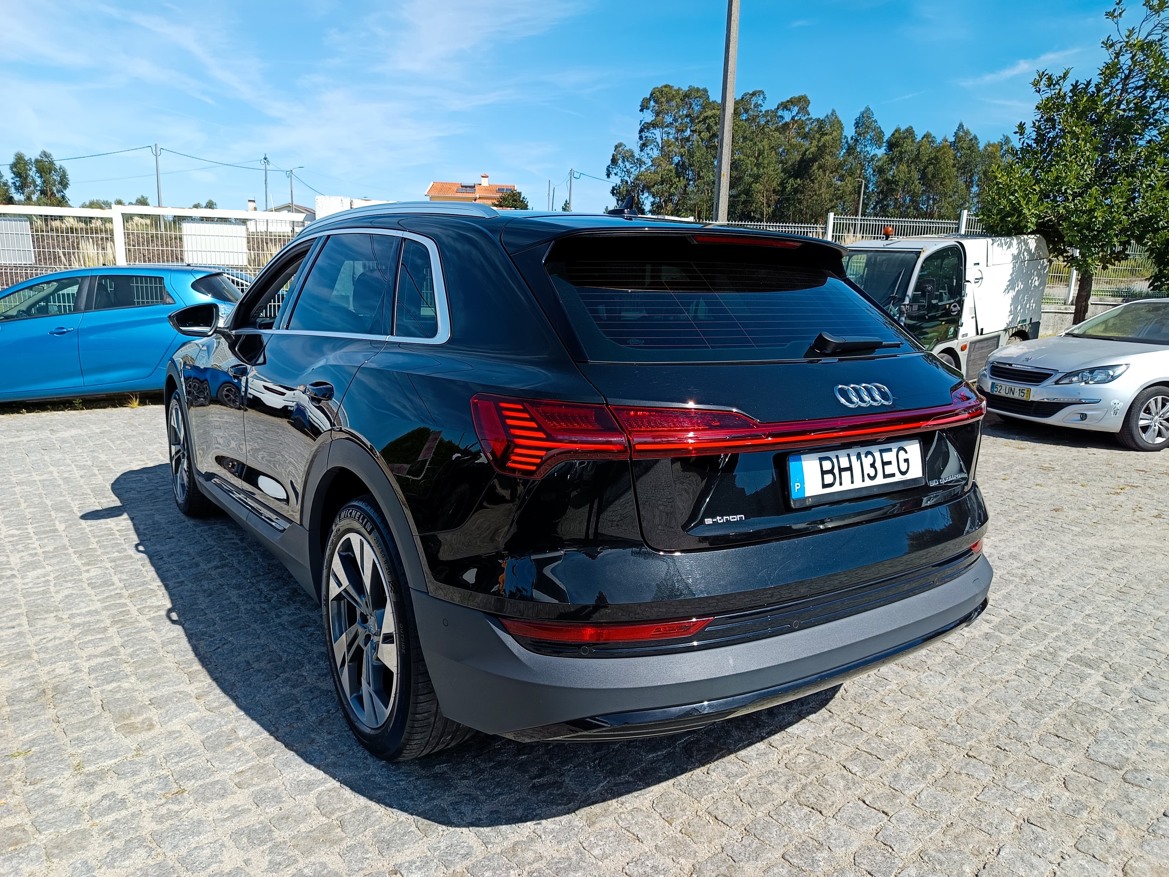 Audi E-Tron · Ano 2020 — imagem 7