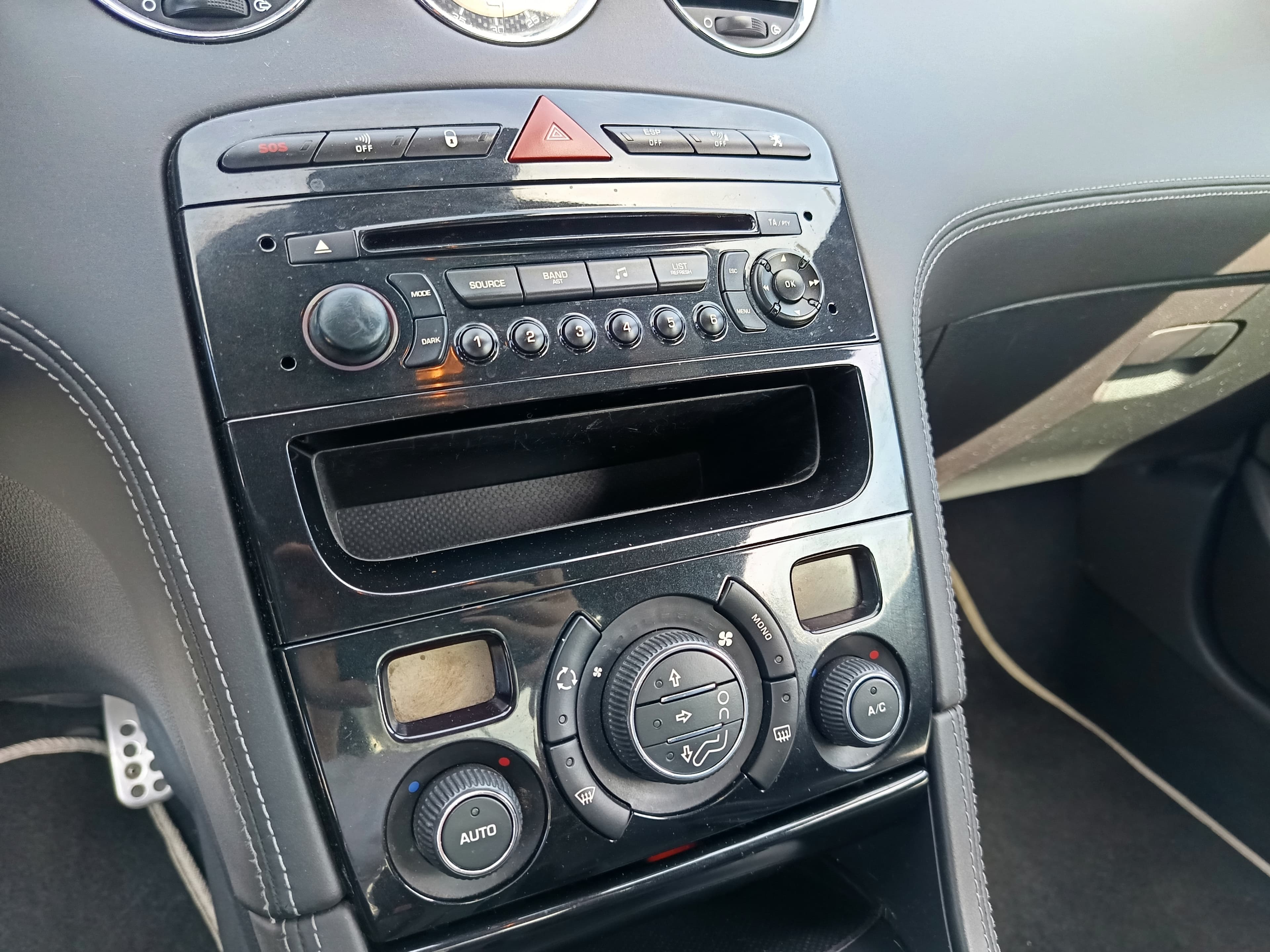 Peugeot RCZ · Ano 2011 — imagem 34