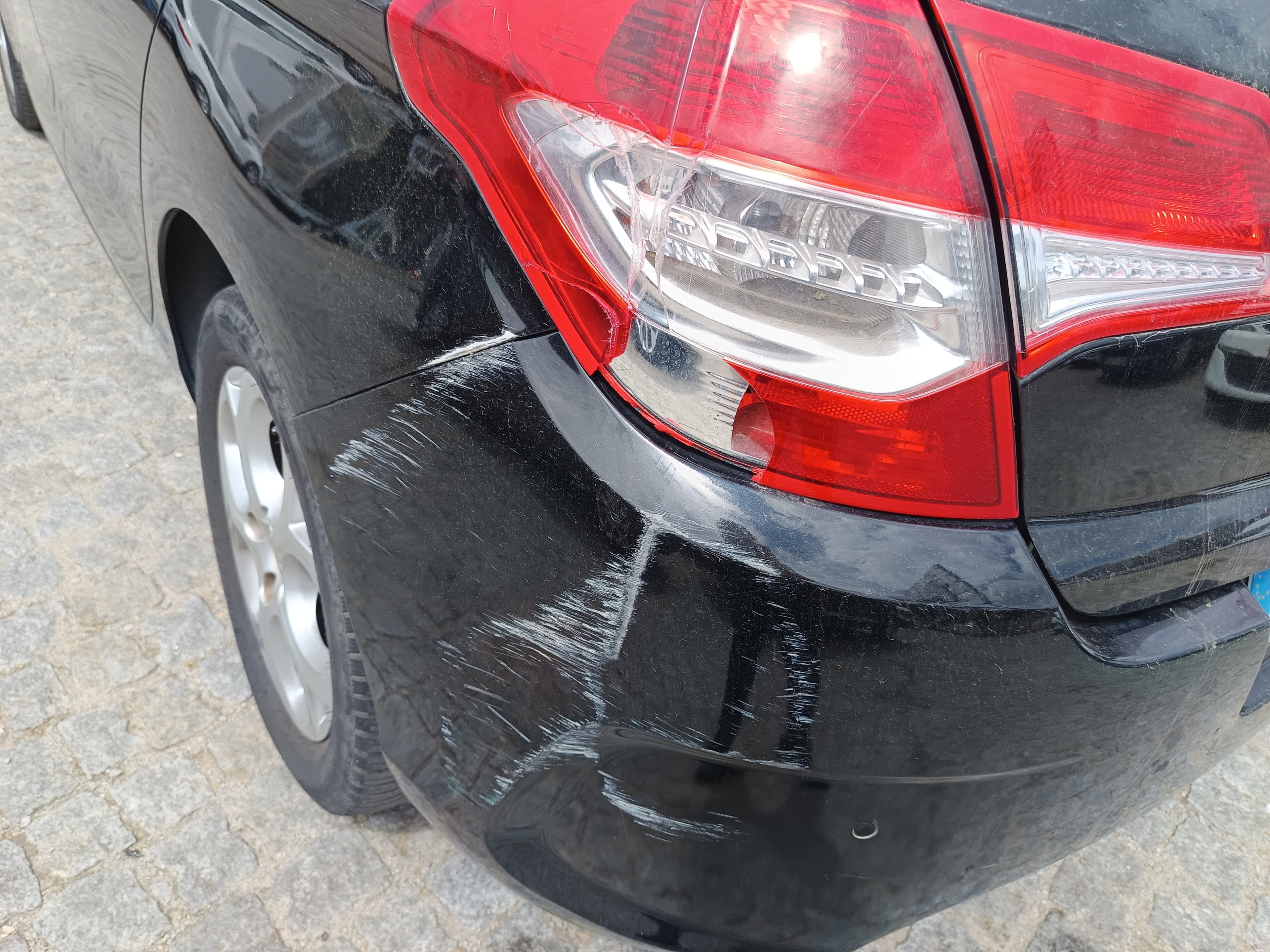 Citroën C4 · Ano 2011 — imagem 15