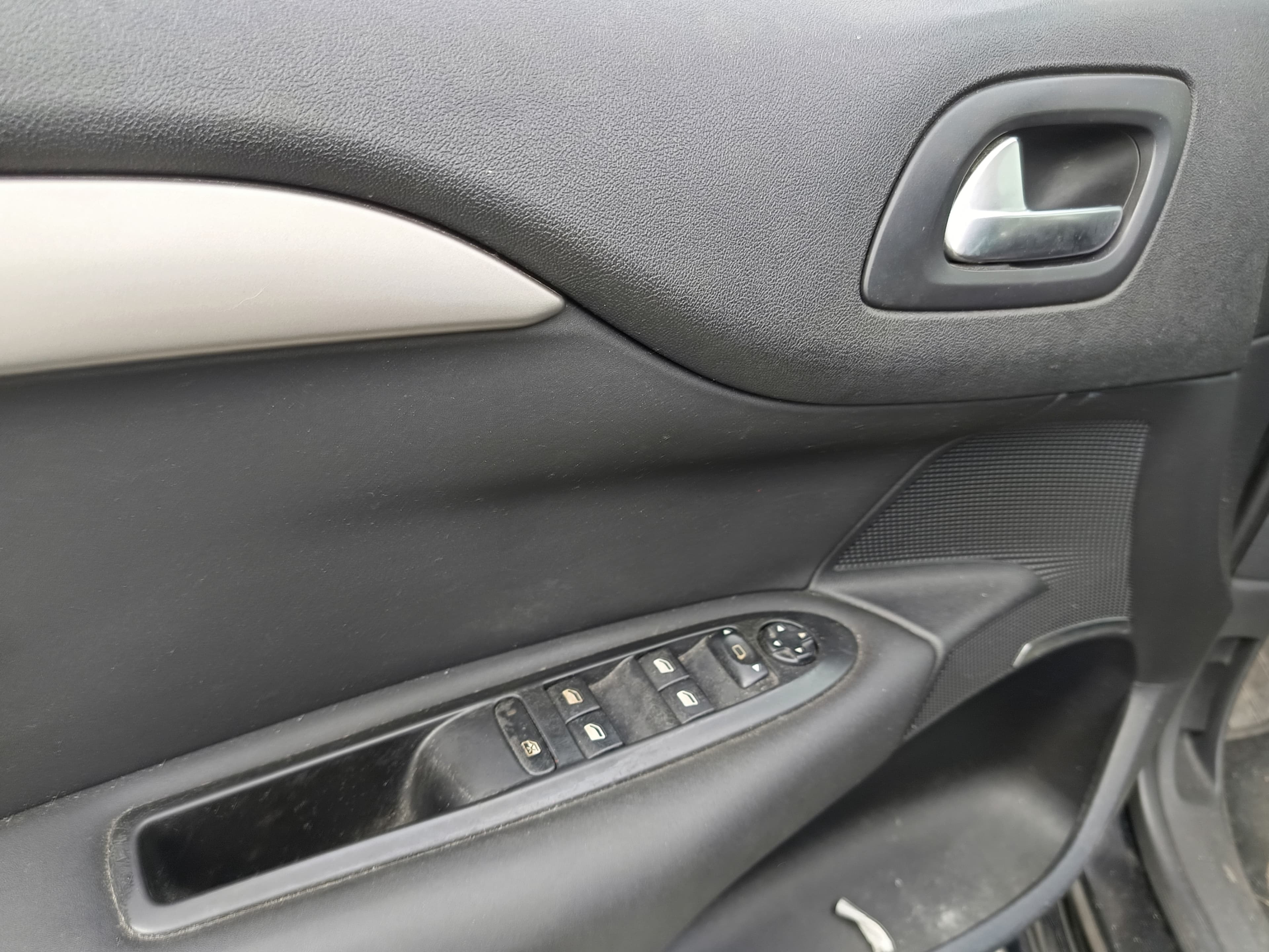 Citroën C4 · Ano 2011 — imagem 35