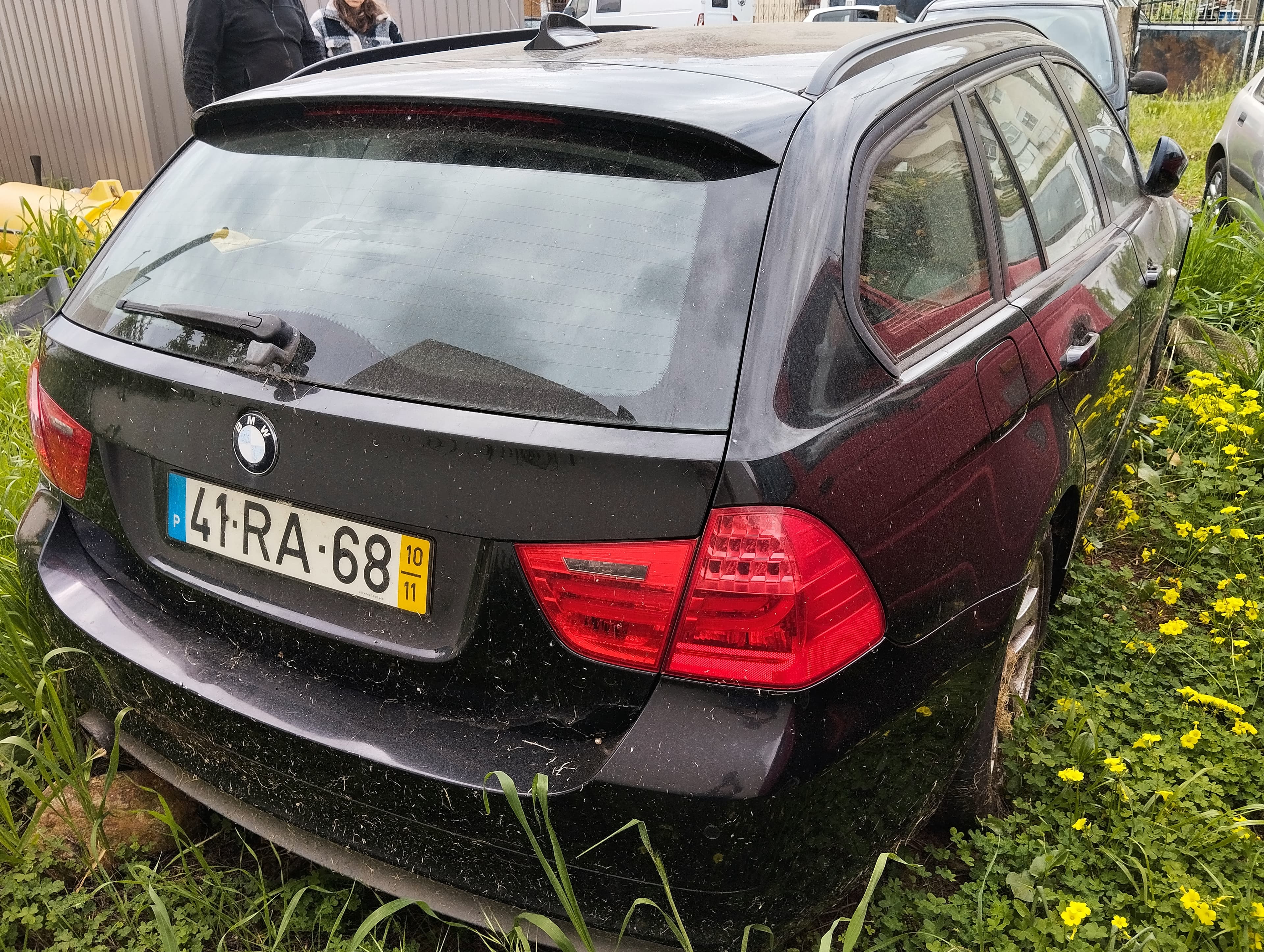 BMW 320d 2.0 · Ano 2010 — imagem 6