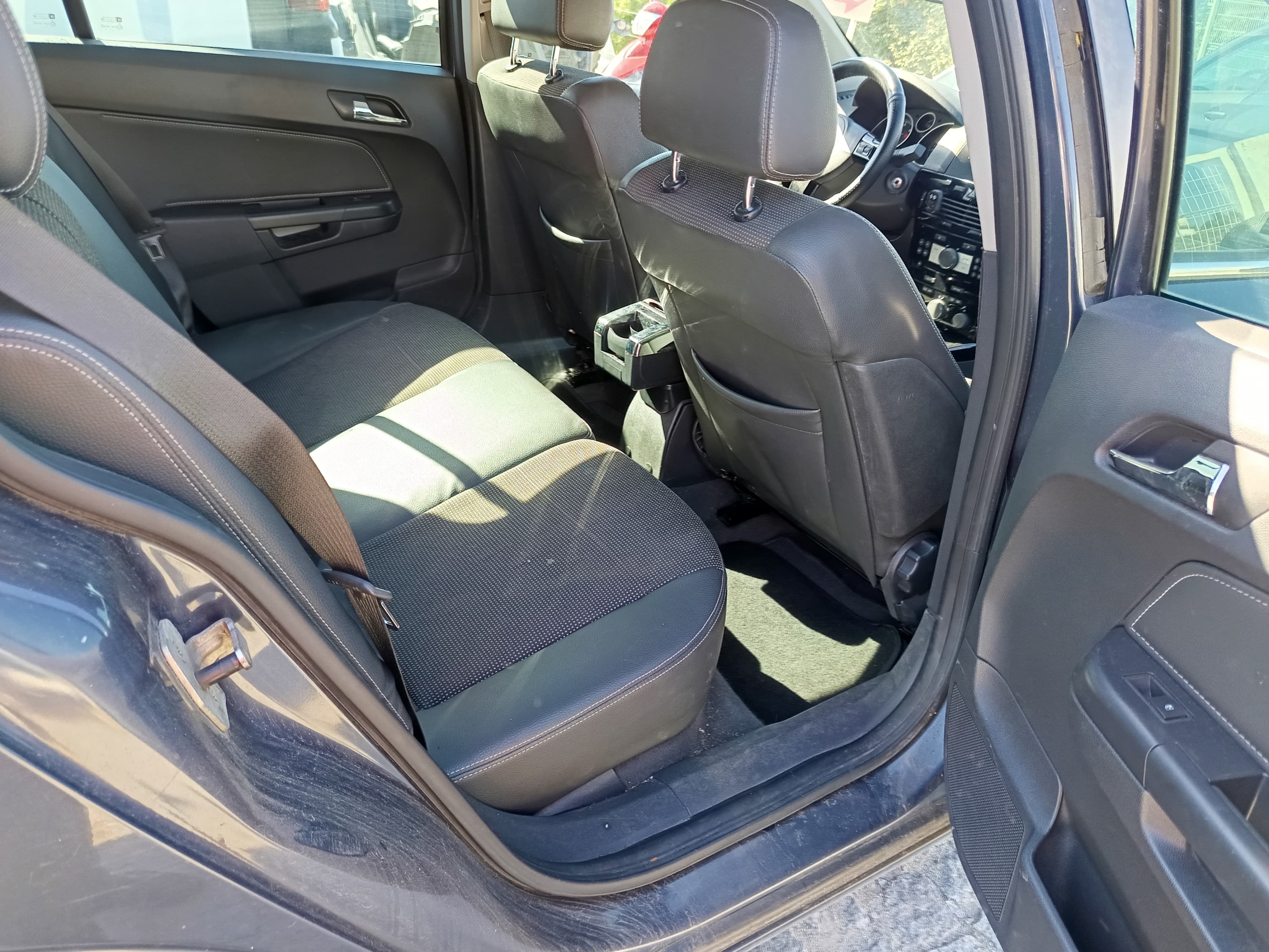 Opel Astra · Ano 2008 — imagem 20
