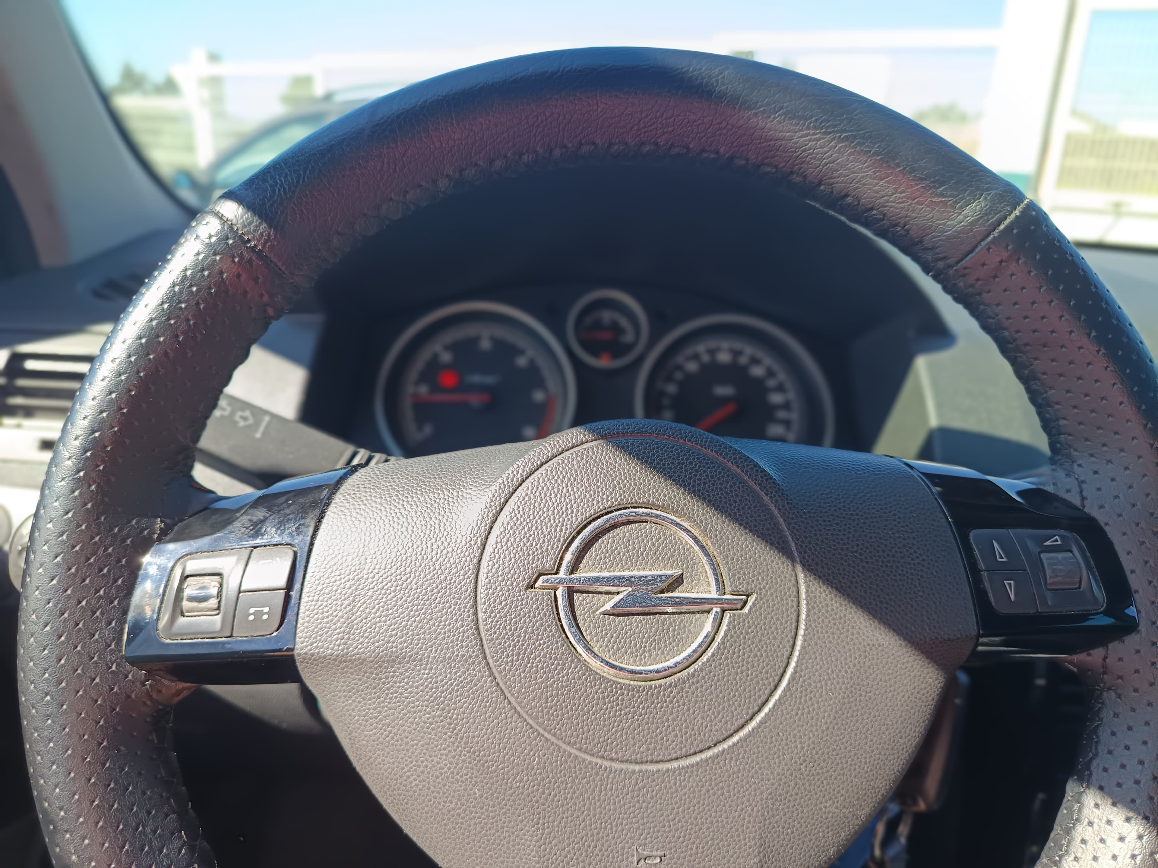 Opel Astra · Ano 2008 — imagem 40