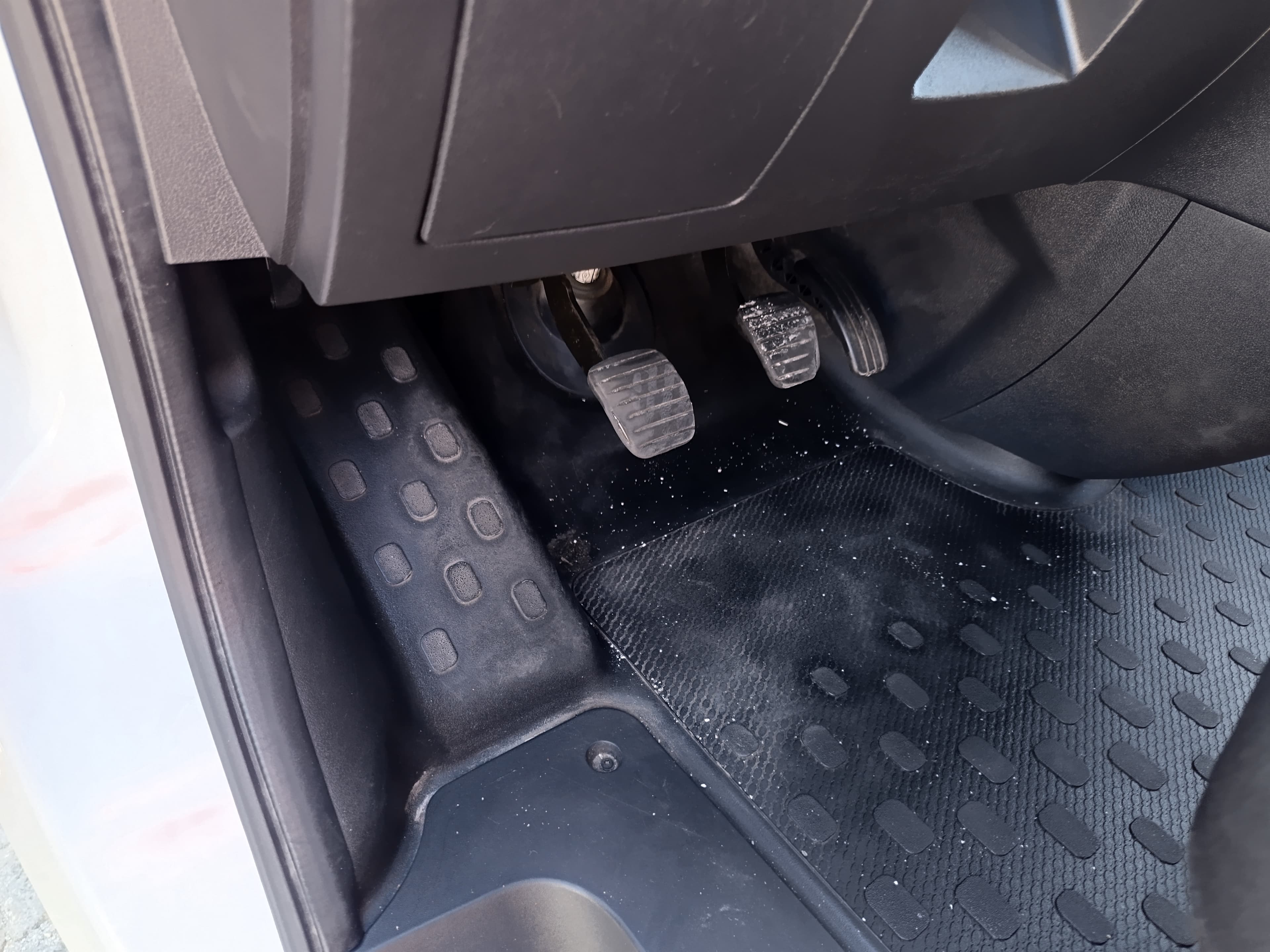 Opel Vívaro · Ano 2014 — imagem 23