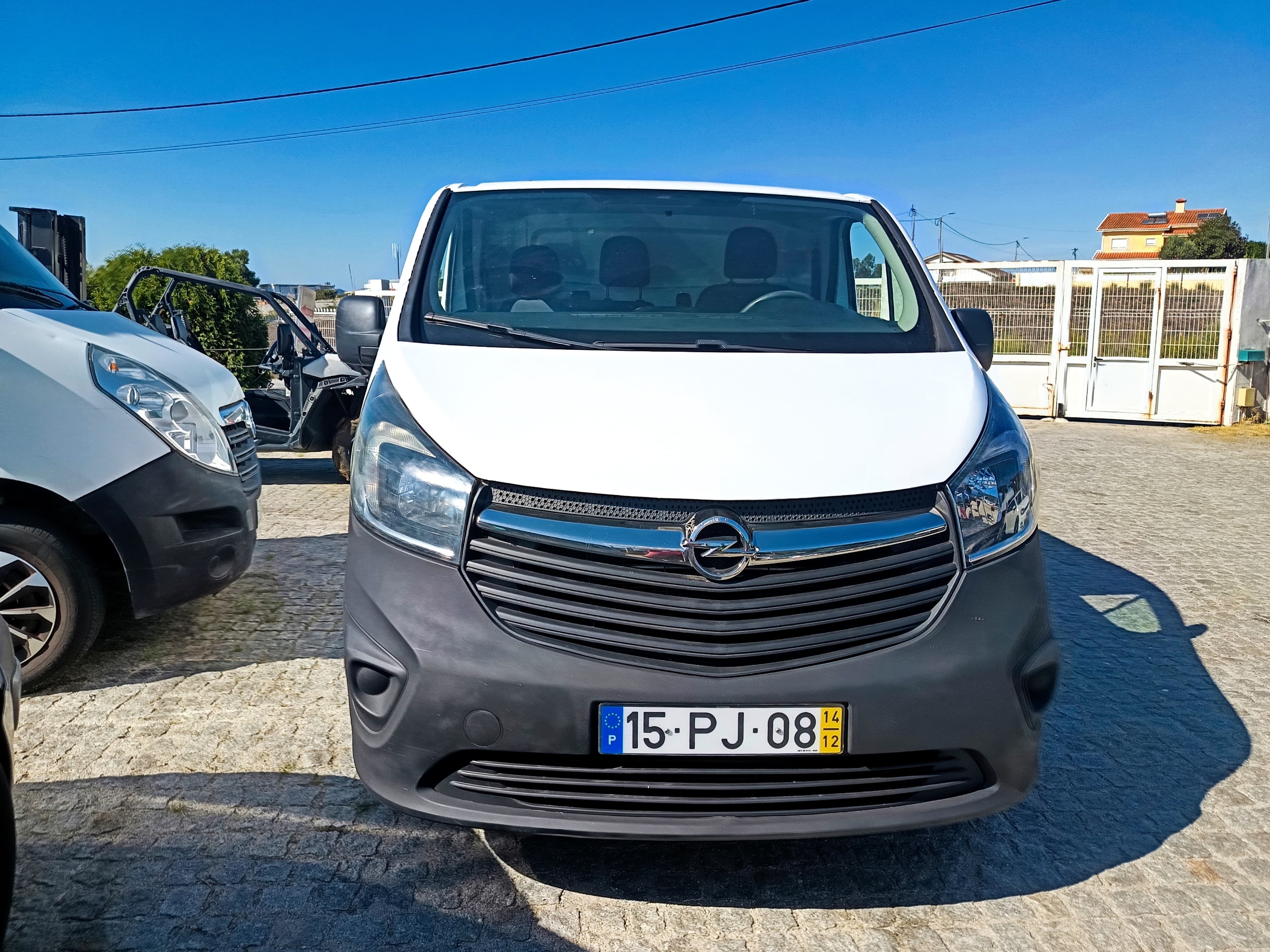 Opel Vívaro · Ano 2014 — imagem 2