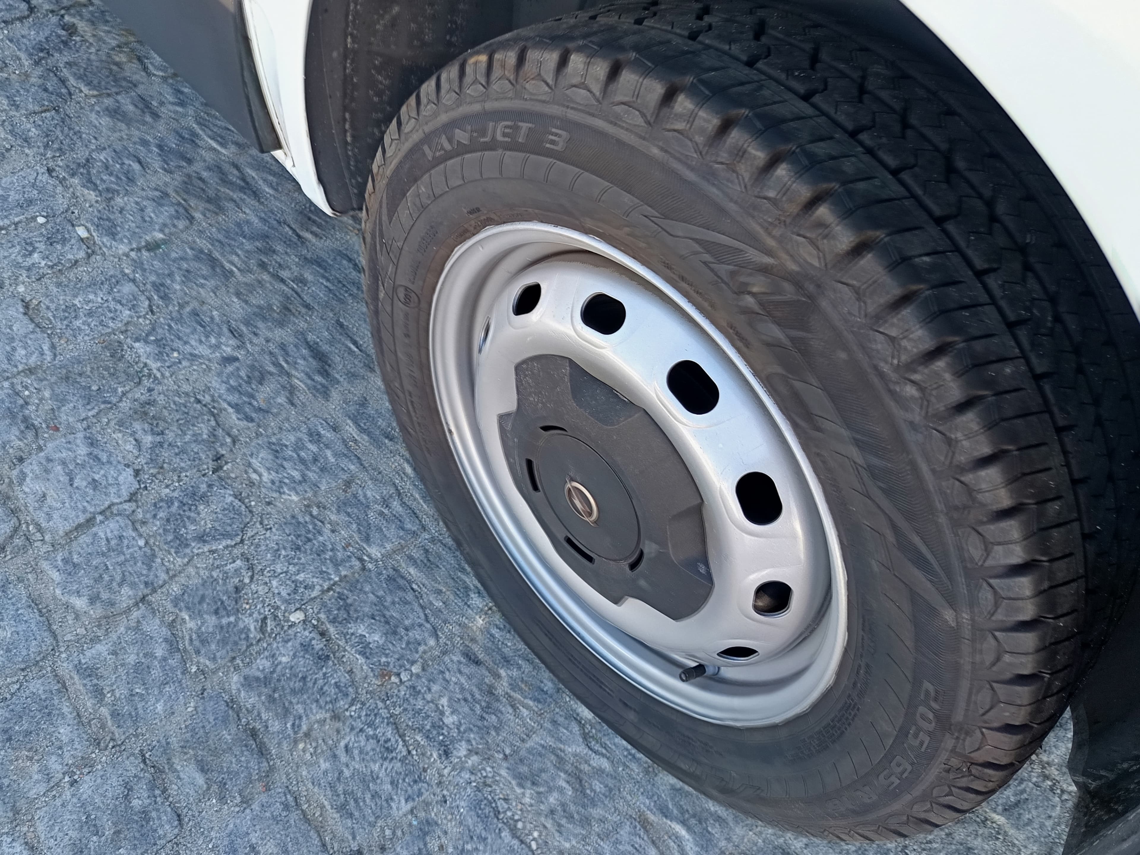 Opel Vívaro · Ano 2014 — imagem 9