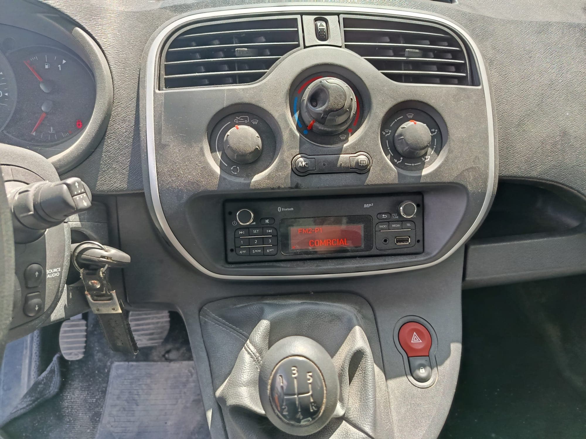 Renault Kangoo 1.5 dCi · Ano 2018 — imagem 18