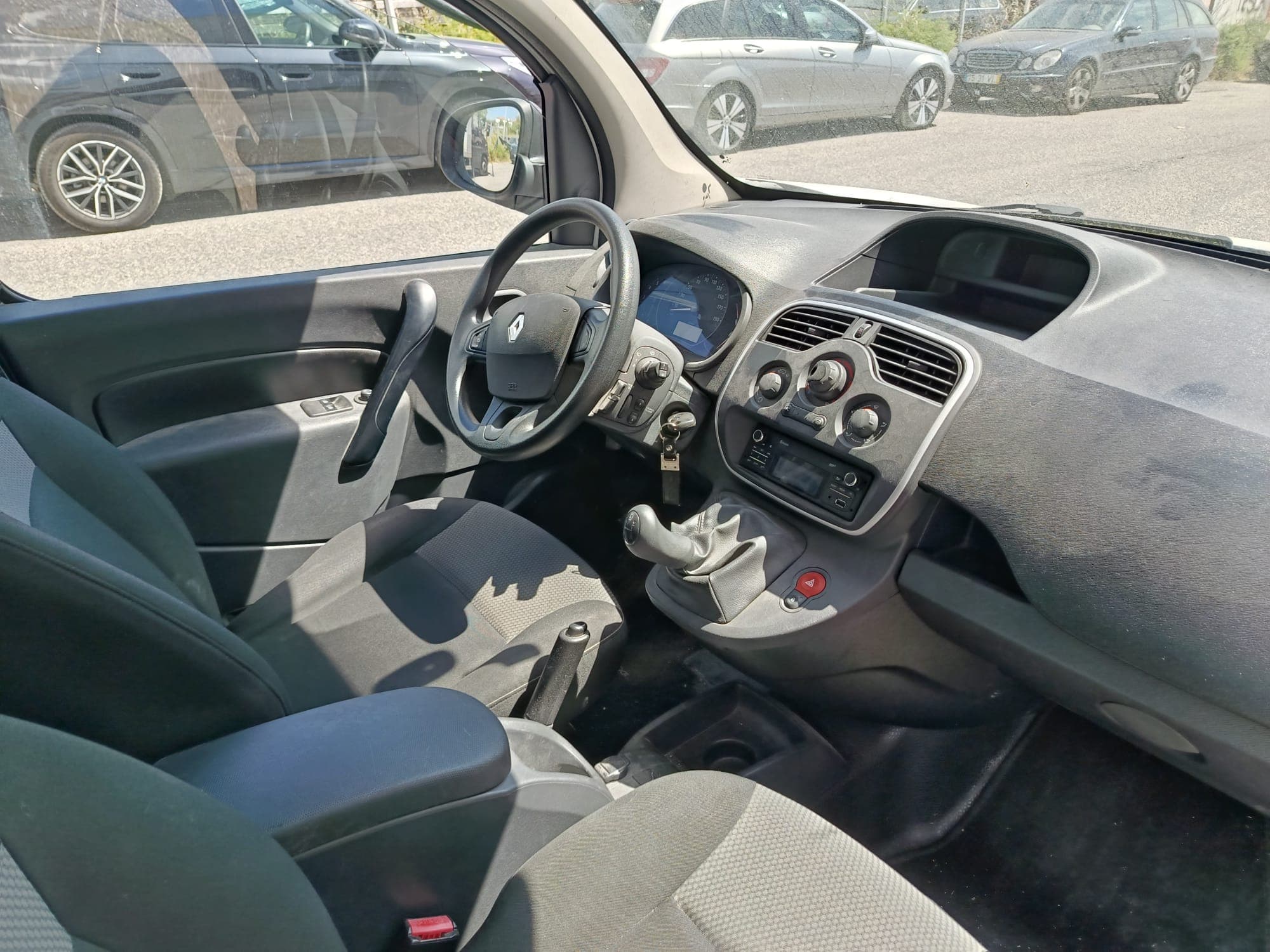 Renault Kangoo 1.5 dCi · Ano 2018 — imagem 15