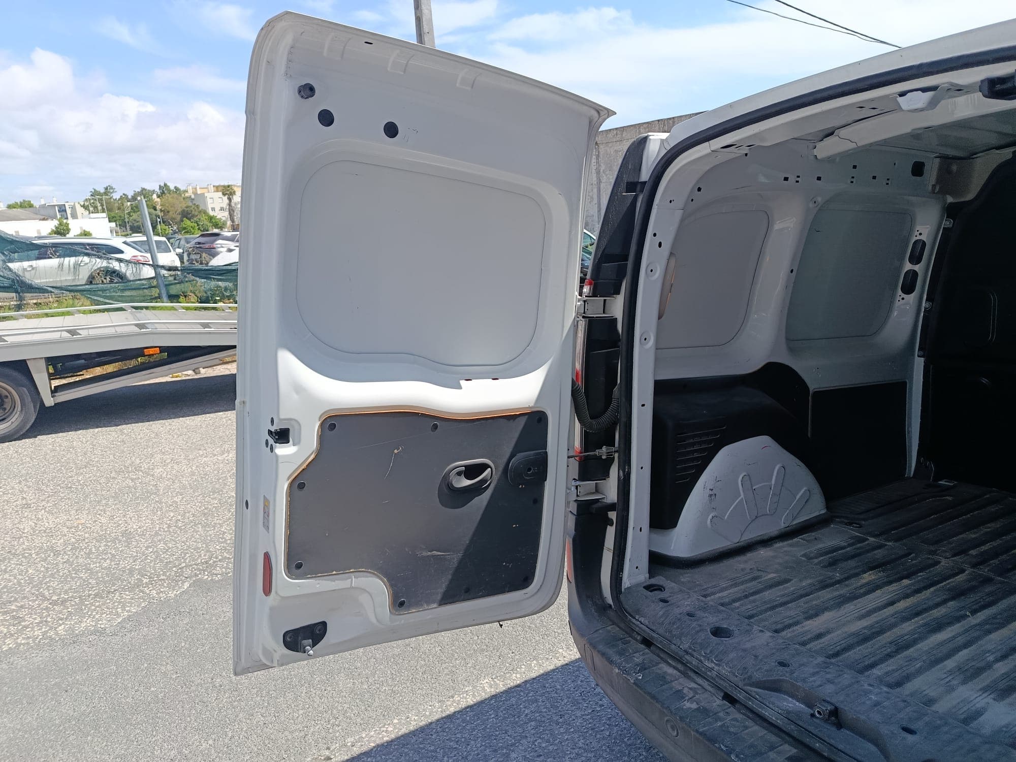 Renault Kangoo 1.5 dCi · Ano 2018 — imagem 10