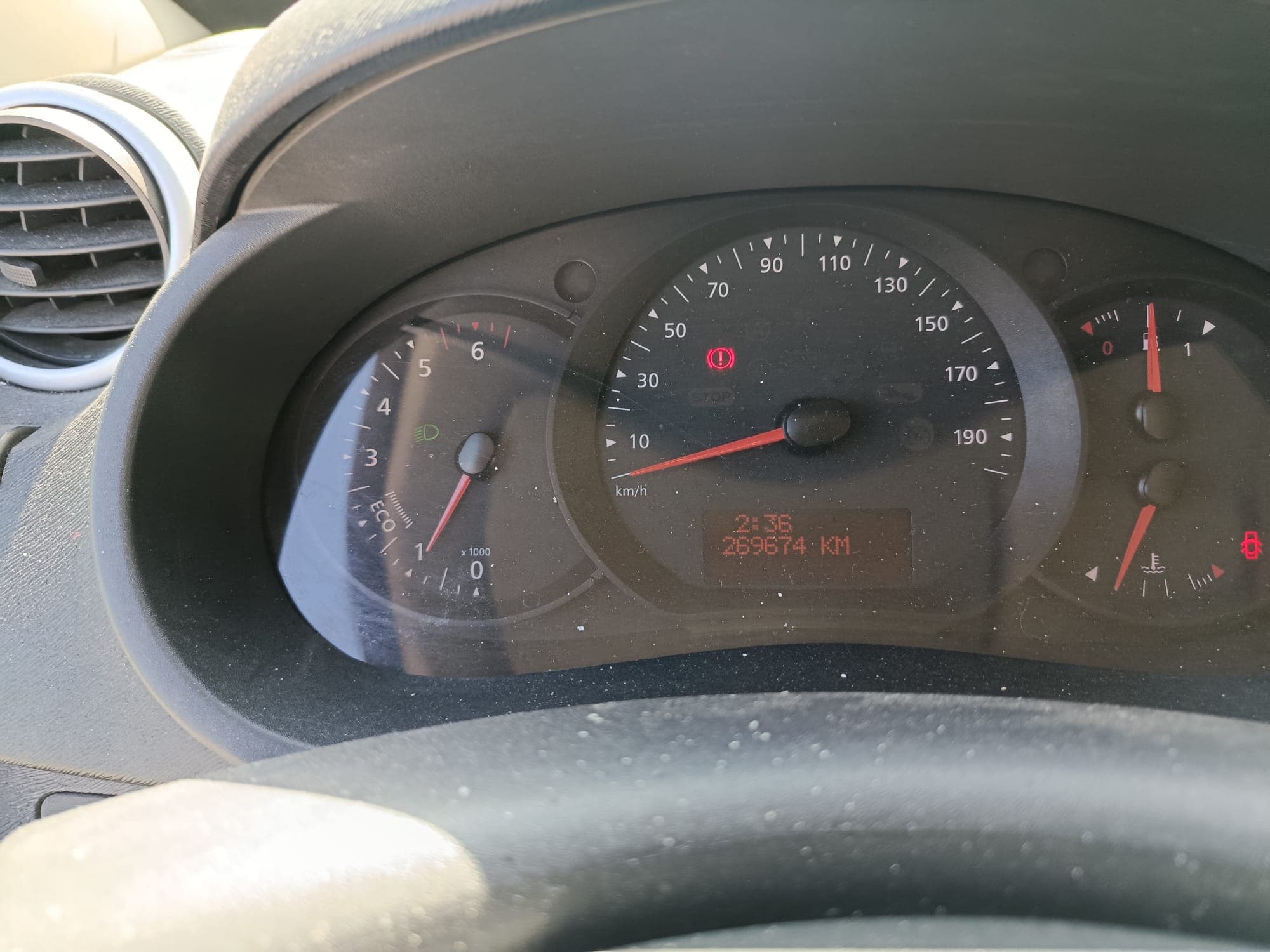 Renault Kangoo 1.5 dCi · Ano 2017 — imagem 18