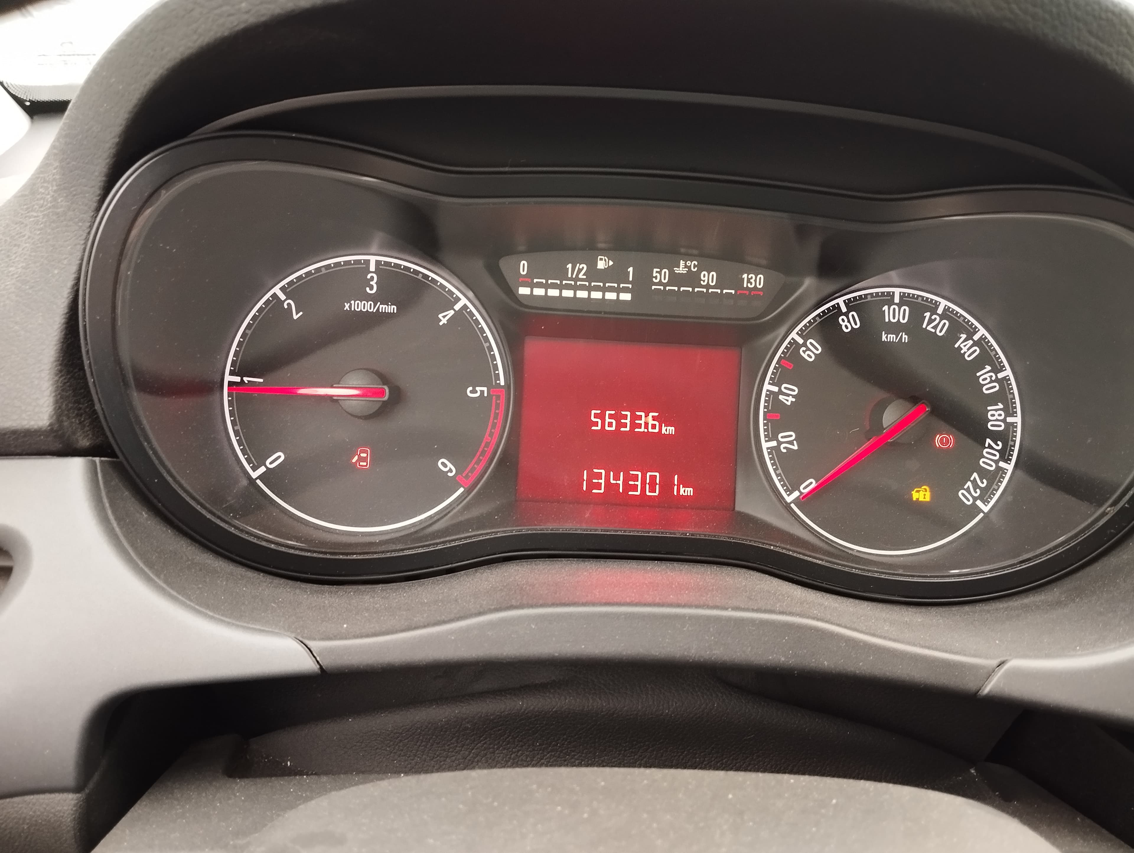Opel Corsa 1.3 CDTI · Ano 2016 — imagem 8