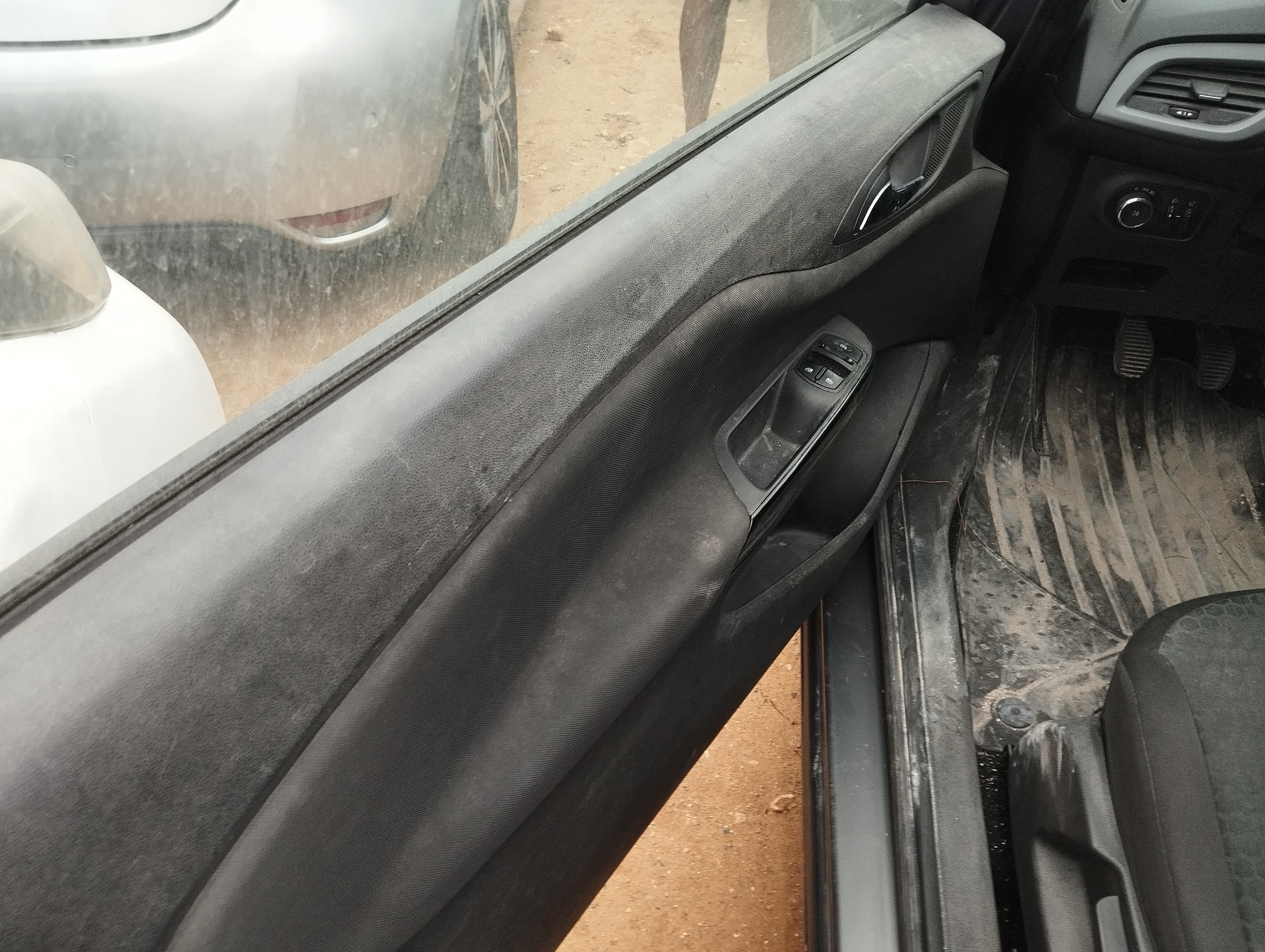 Opel Corsa 1.3 CDTI · Ano 2016 — imagem 10