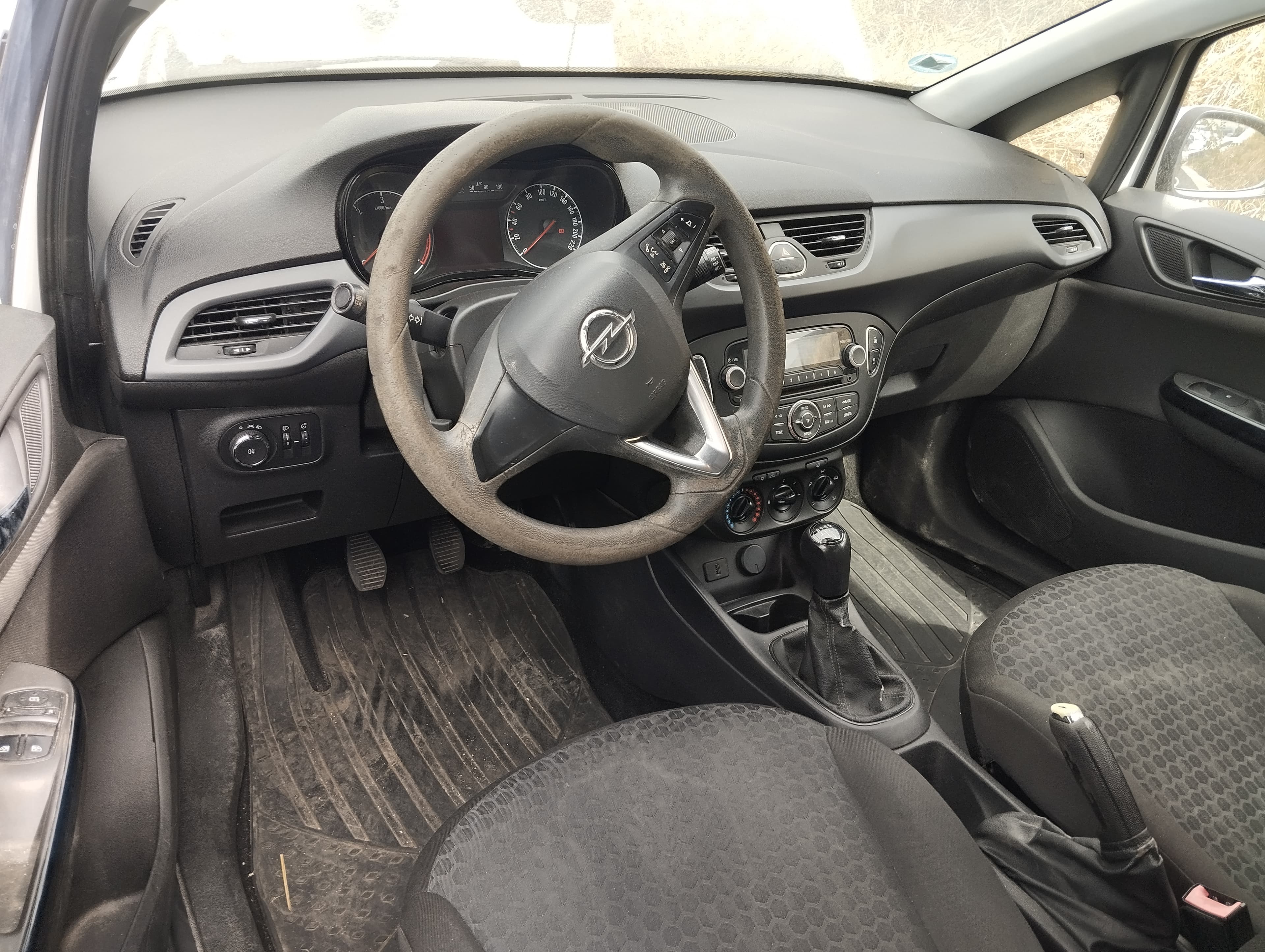 Opel Corsa 1.3 CDTI · Year 2016 — image 6