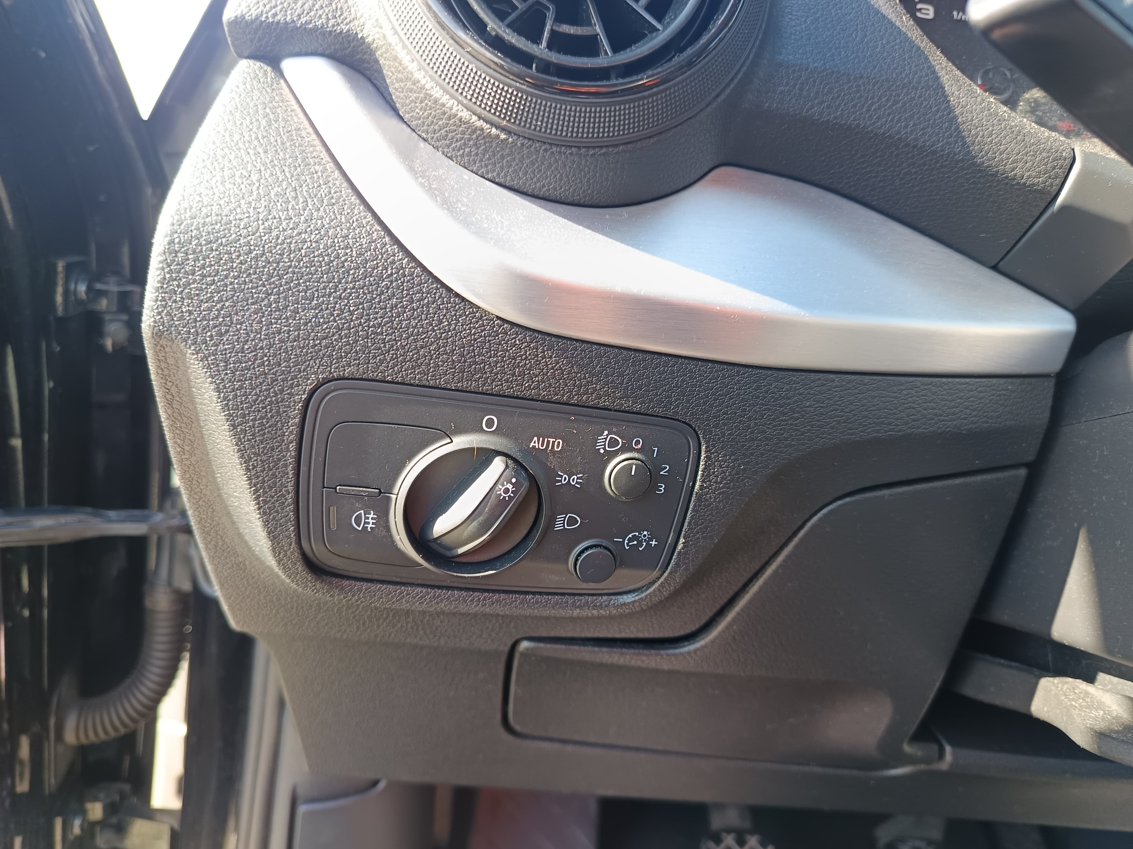 Audi Q2 · Ano 2017 — imagen 44