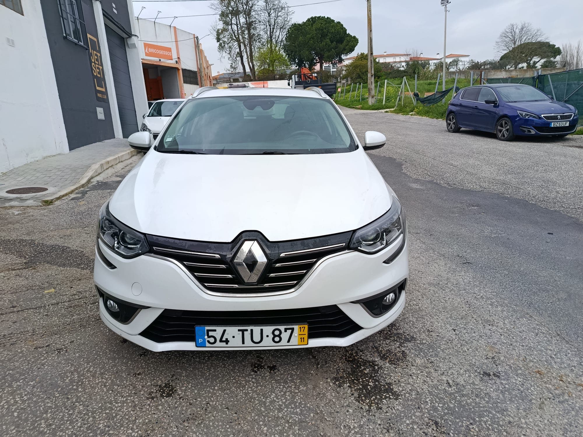 Renault Mégane · Année 2017 — image 2