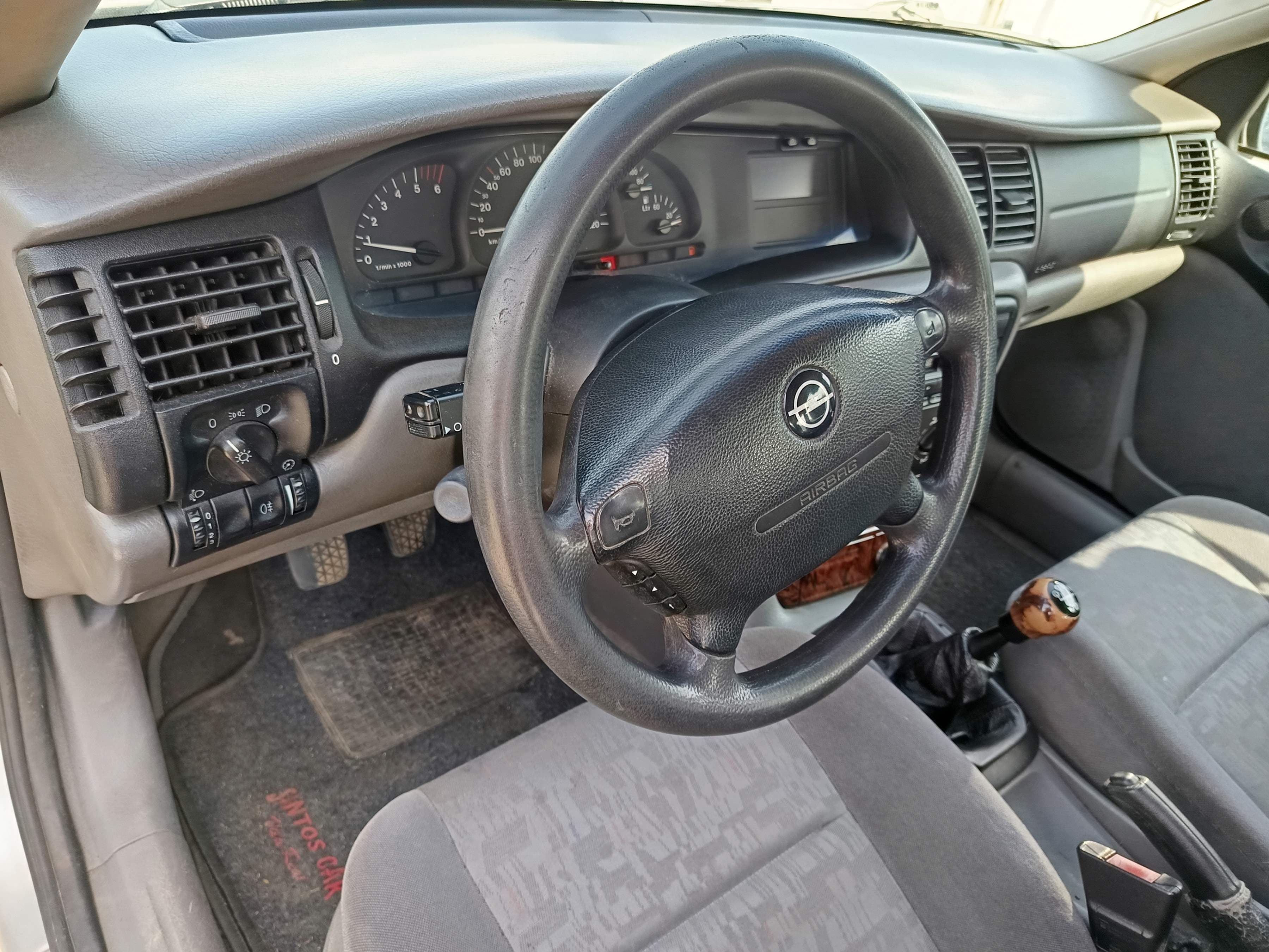 Opel Vectra · Ano 1999 — image 35