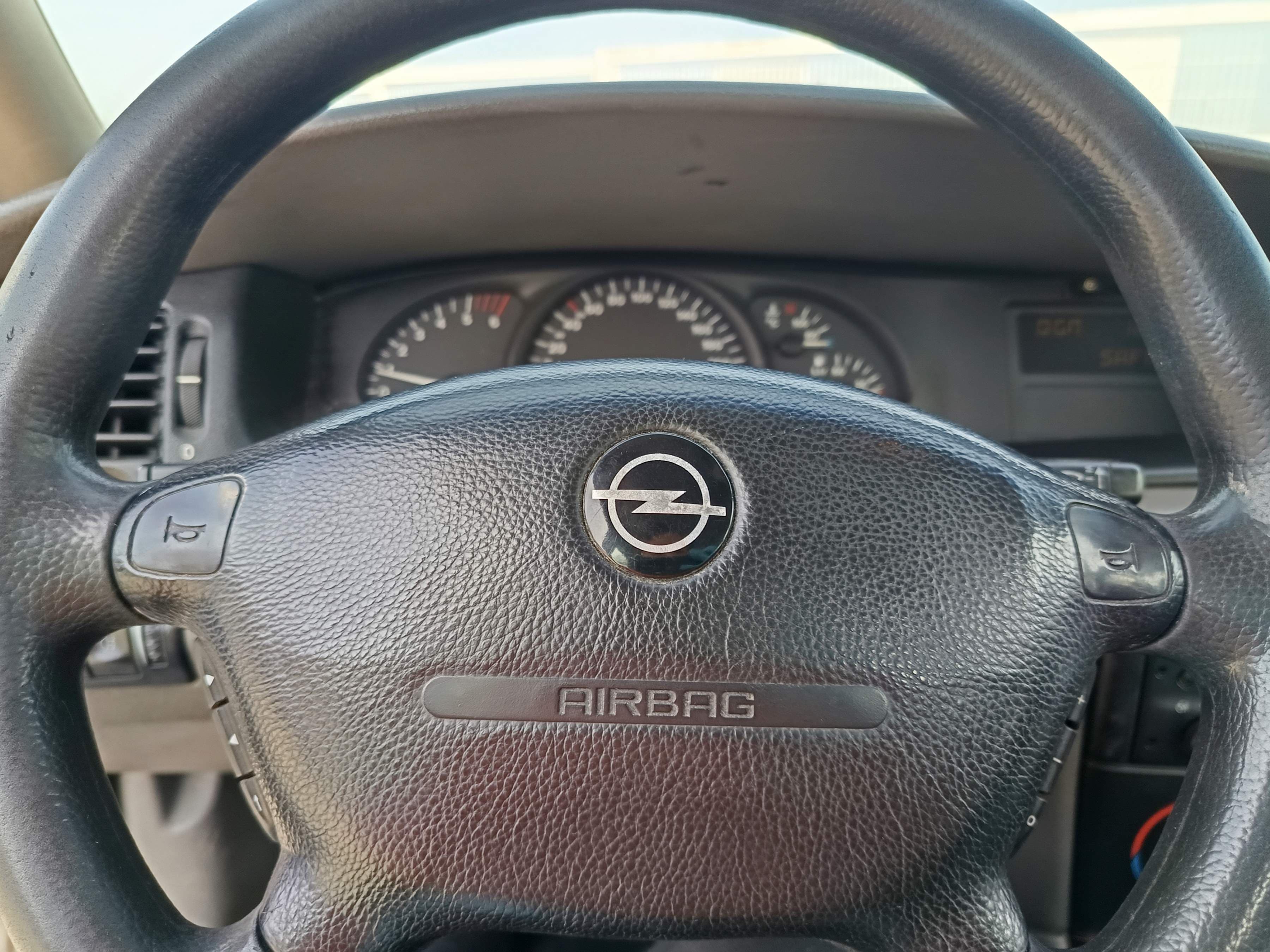 Opel Vectra · Ano 1999 — image 40
